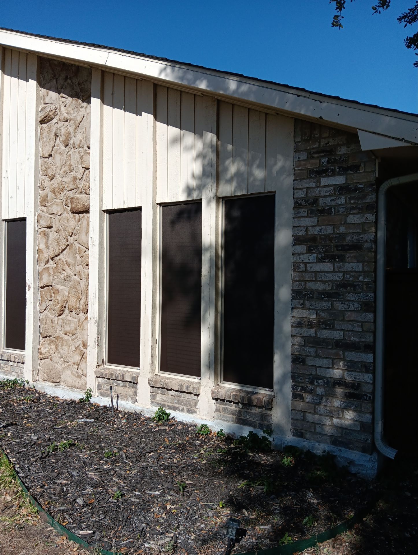 Solar Screens  by Richardson Glass & Mirror