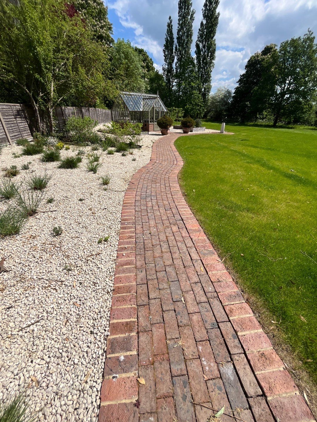 Patio - Walkways - Render Cleaning Surrey by Ges Exterior Cleaning ltd