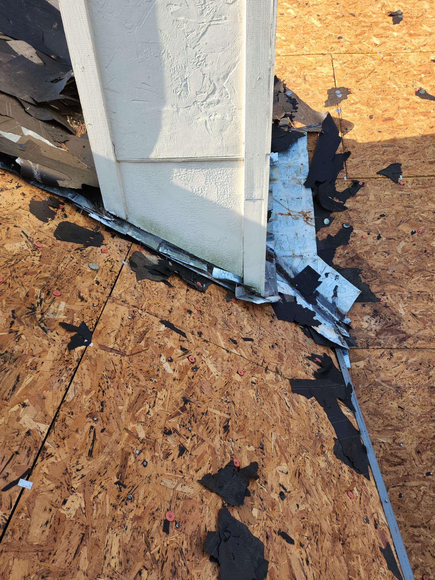 Residential Roofing Installation using Owen's Corning Duration (Lifetime) Shingles by Roof Repair Company