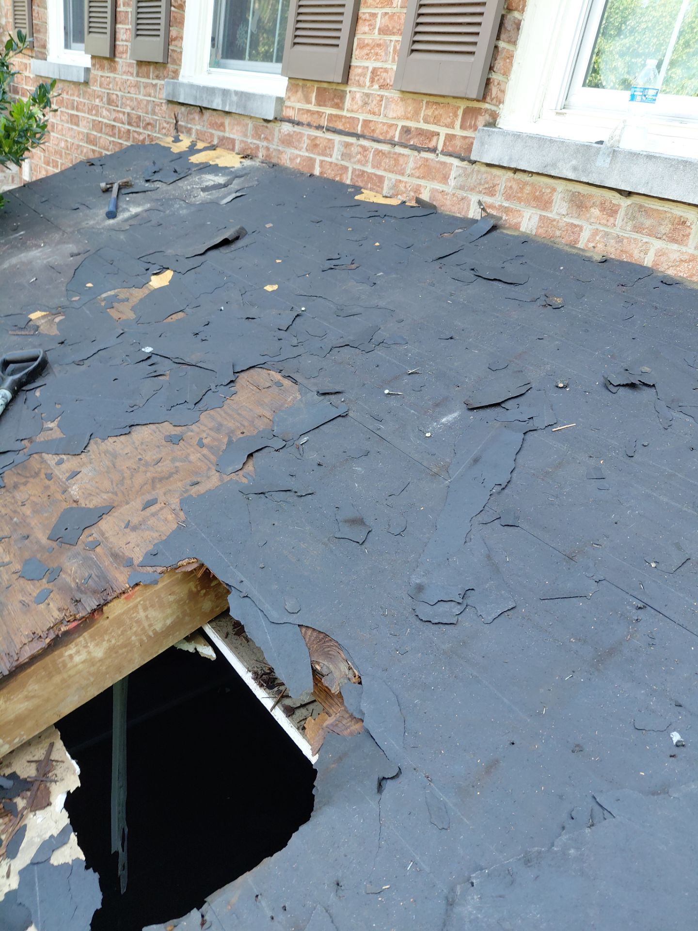 Alexandria: Residential Roof with CertainTeed Landmark Pro in Max Def Burnt Sienna by RM Banning, Inc.