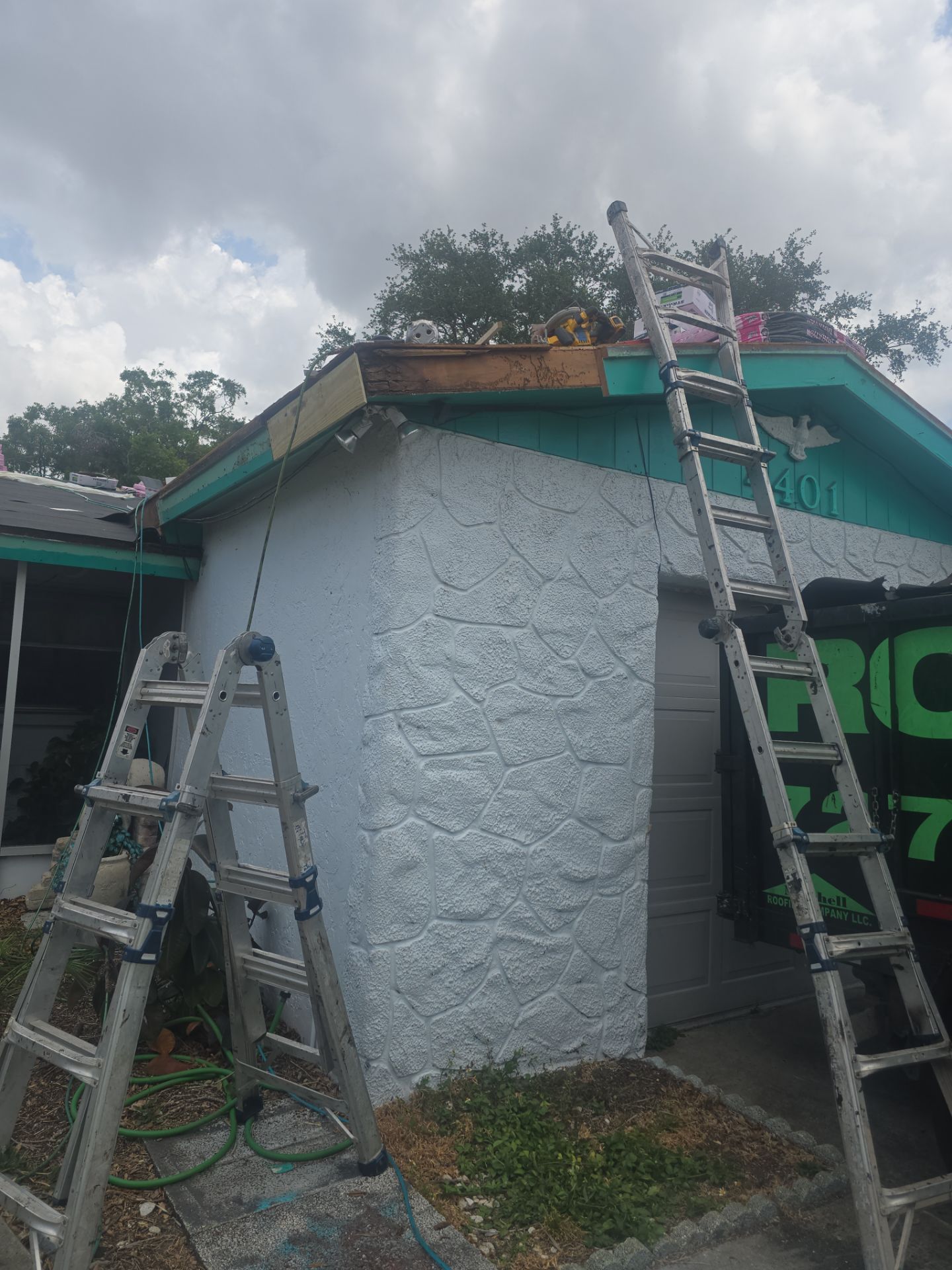 Project in Pinellas Park 33781 by Mitchell Roofing Company LLC 