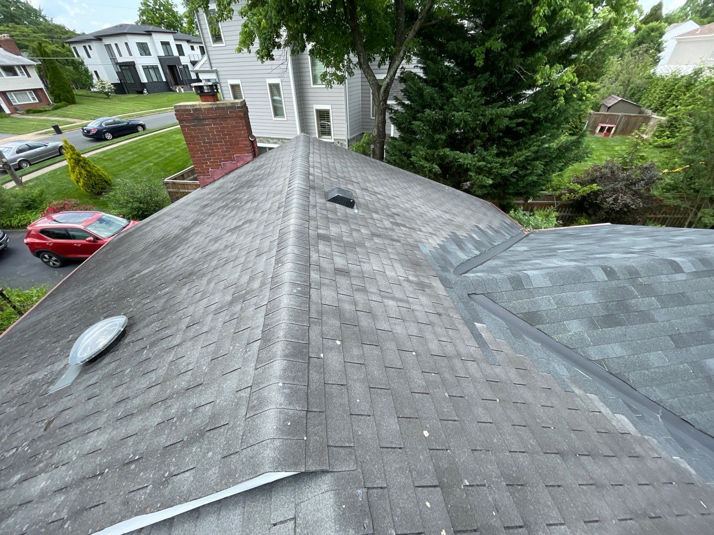 McLean: CertainTeed Landmark Designer Shingles in Charcoal Black by RM Banning, Inc.