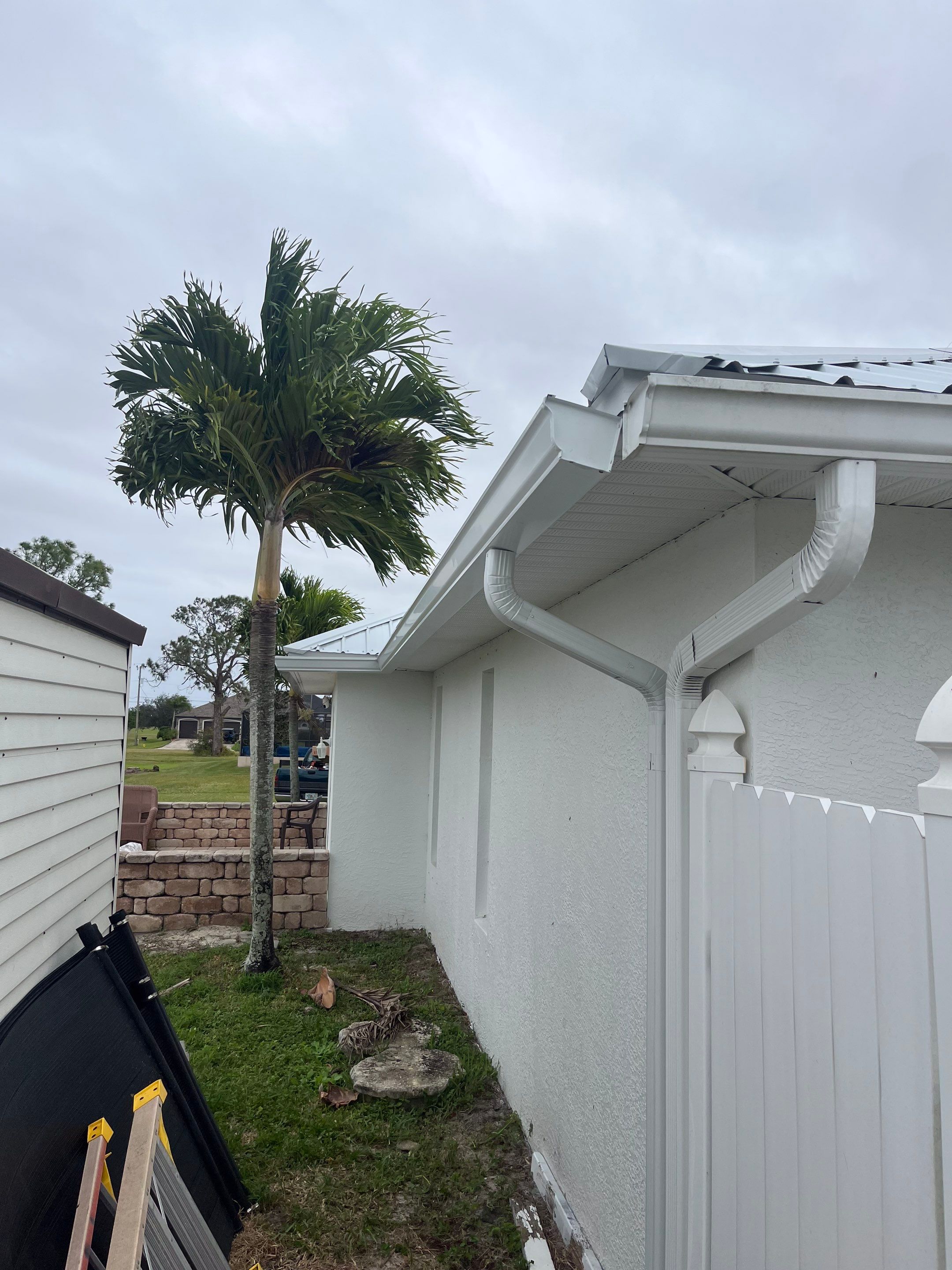 Seamless Aluminum Gutters in Cape Coral FL by Gutter Professors