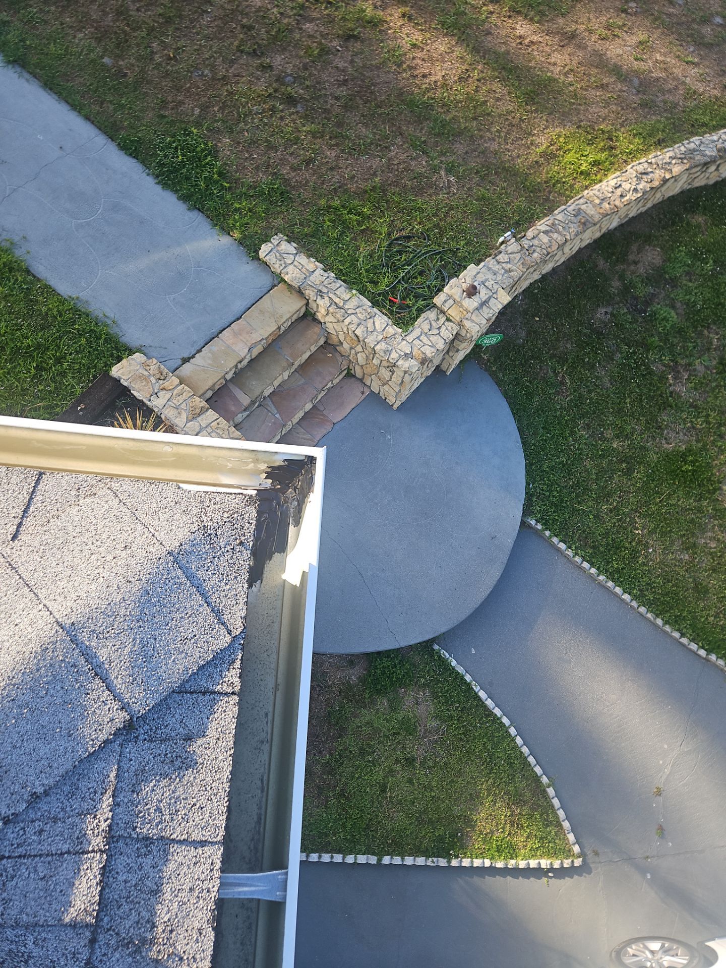 Cleaning Gutters in Sarasota FL by Gutter Professors