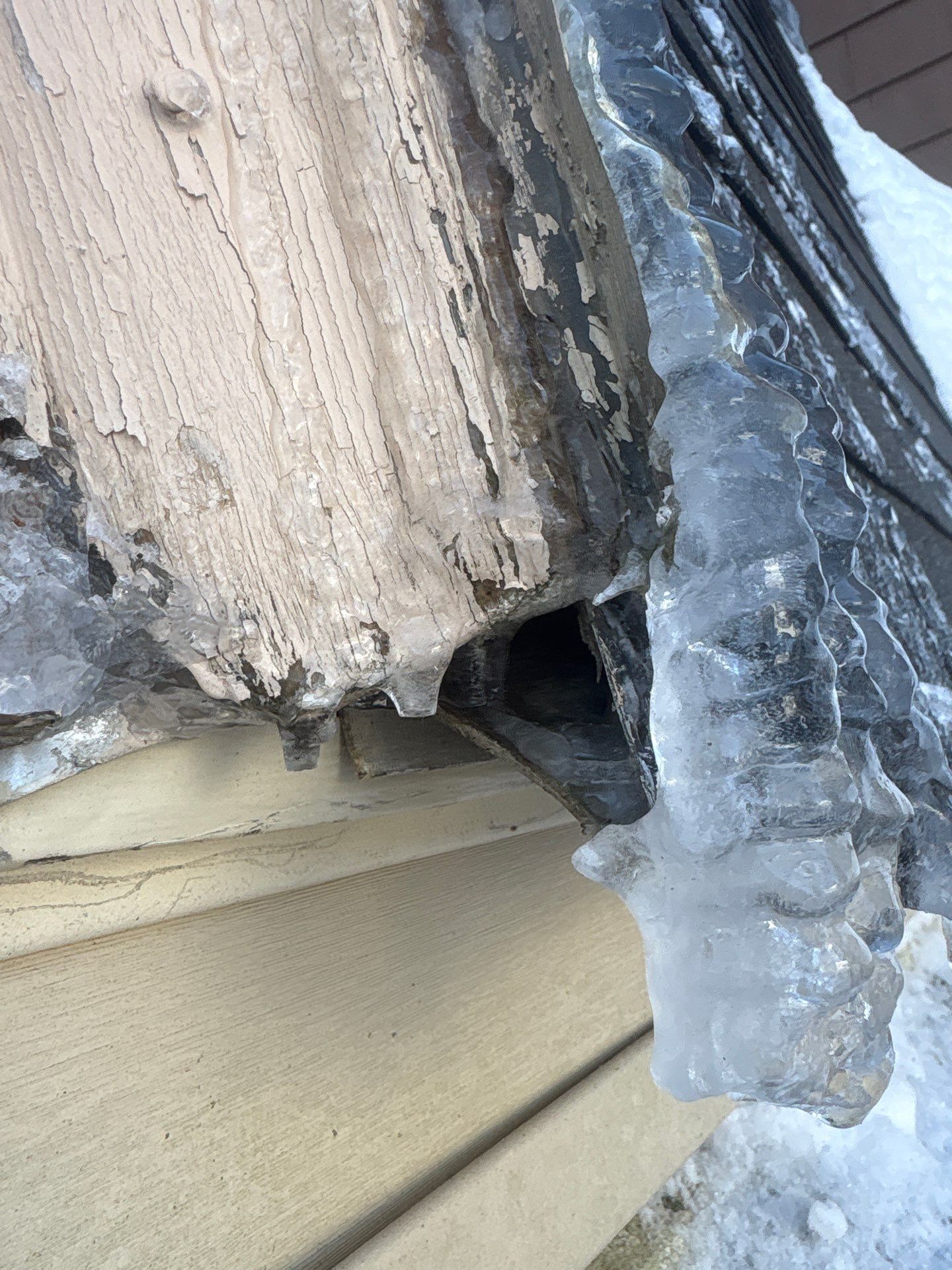 Ice Dam Removal in Haverhill, MA by Mighty Dog Roofing of Greater Middlesex County
