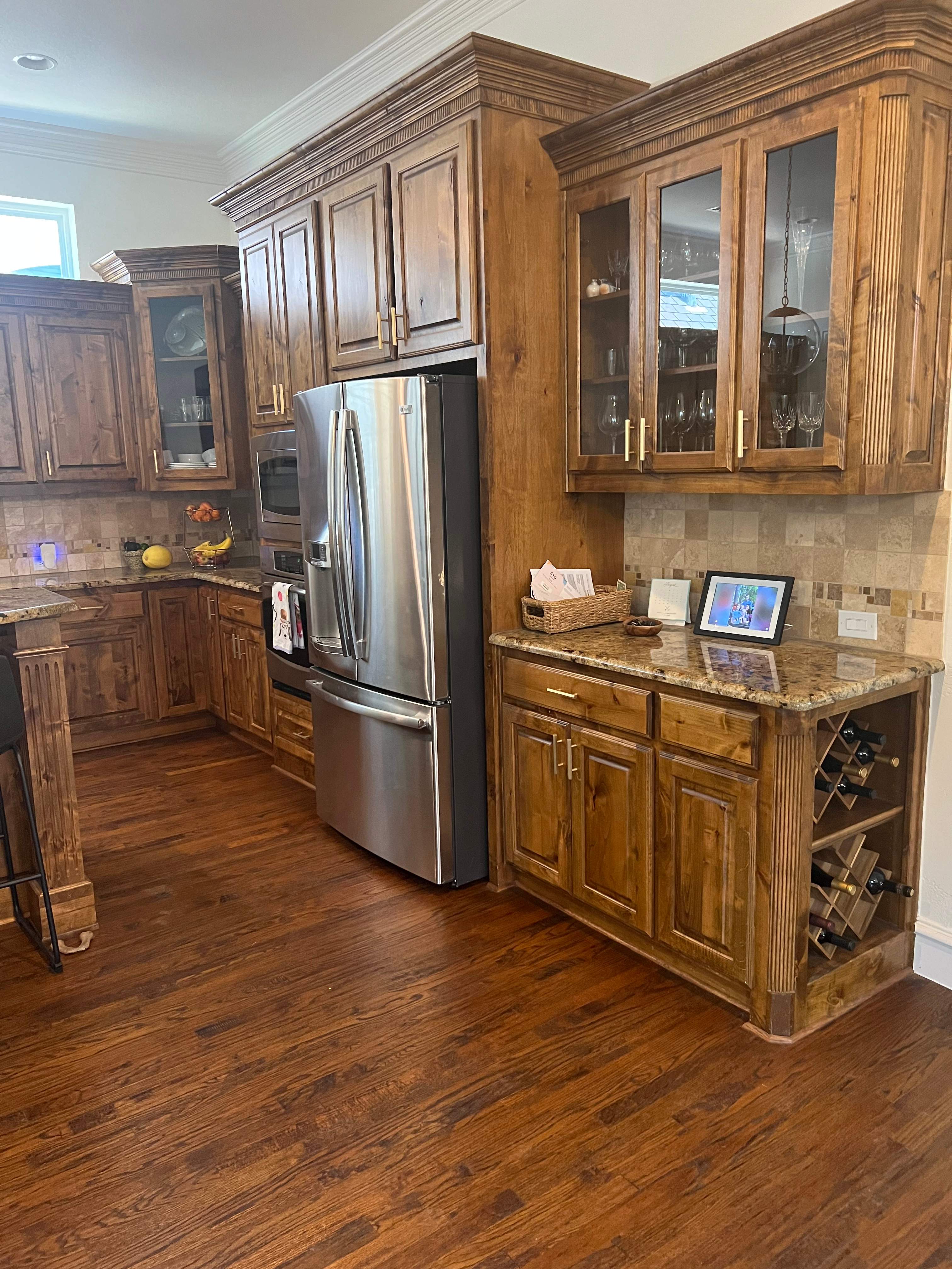 Kitchen Remodel using Quartzite by SLM General Contractors & Roofing