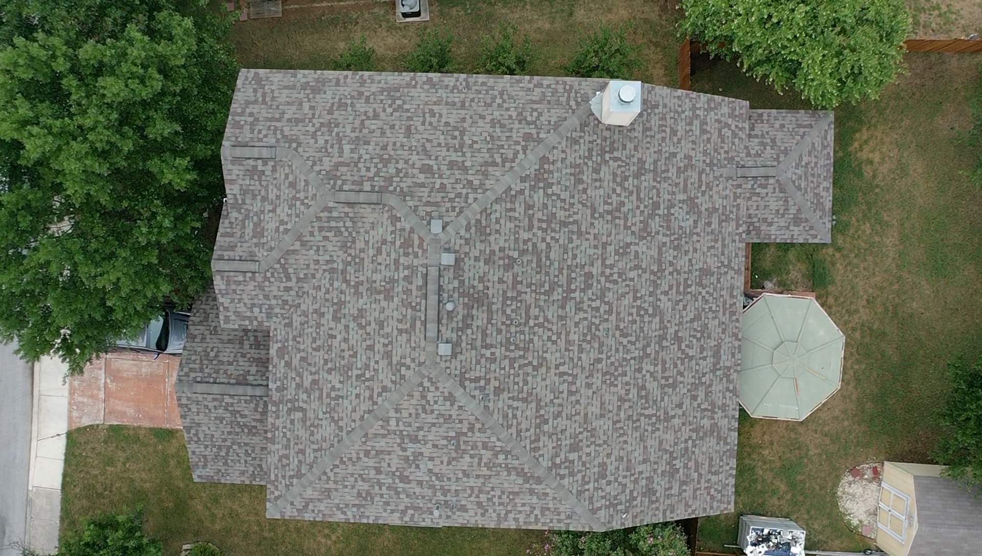 Residential Roof Replacement using Owens Corning 30 year Architectural Shingles by Premier Roofing and Contracting