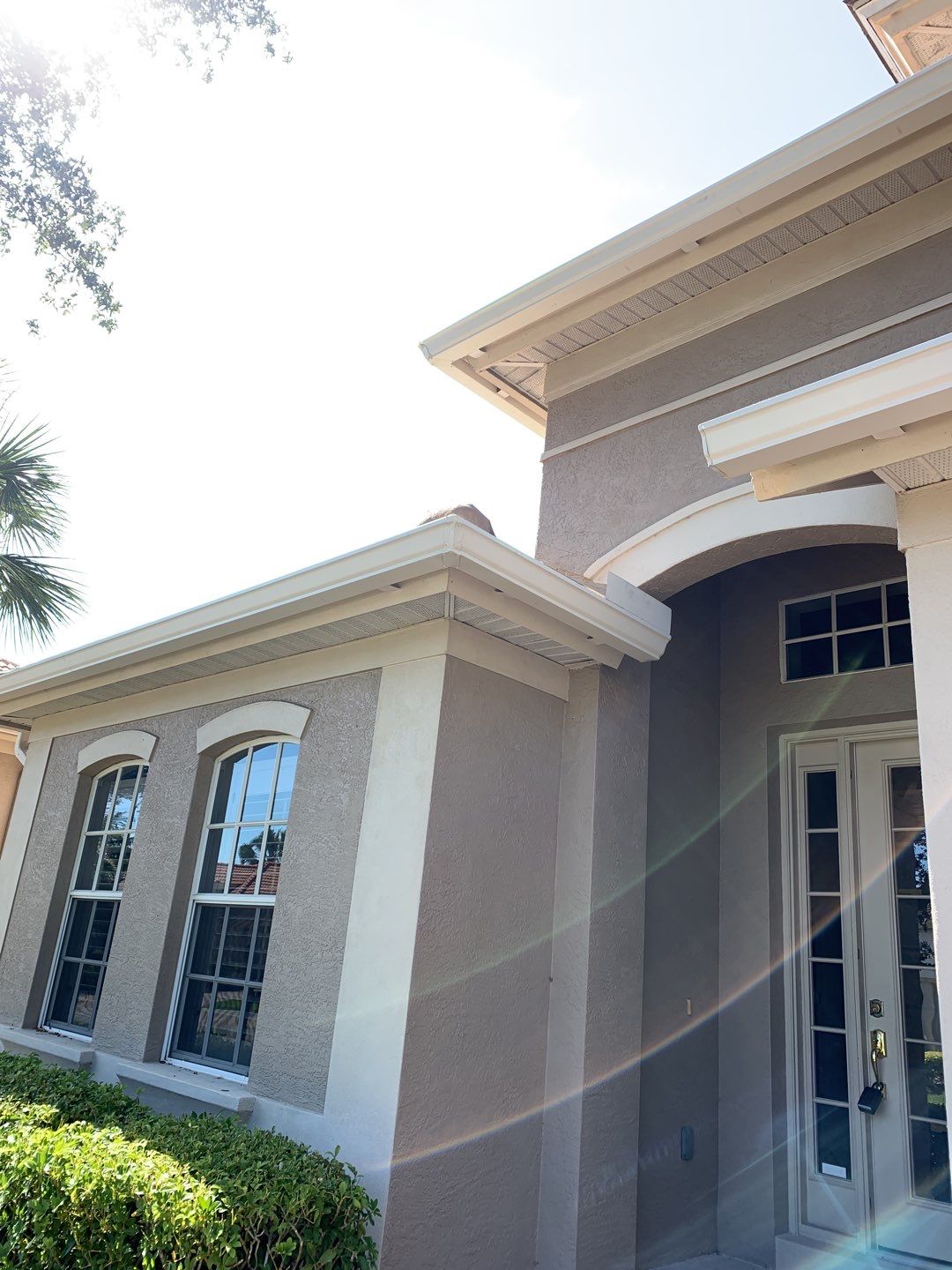 6-Inch Seamless Gutters in Fort Myers FL by Gutter Professor by Gutter Professors