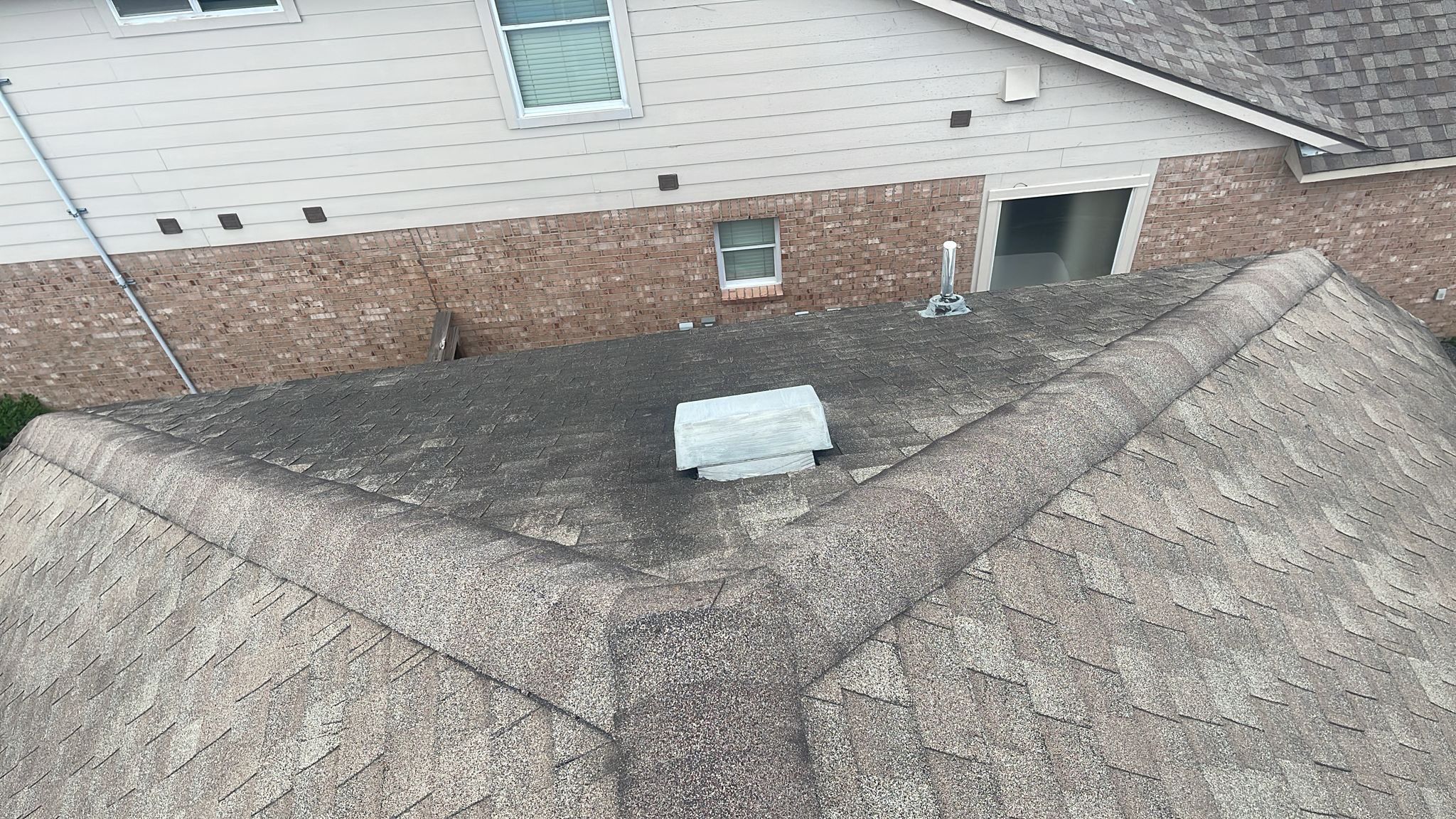 Hail Damage using Owen's Corning Duration (Lifetime) Shingles by Roof Repair Company