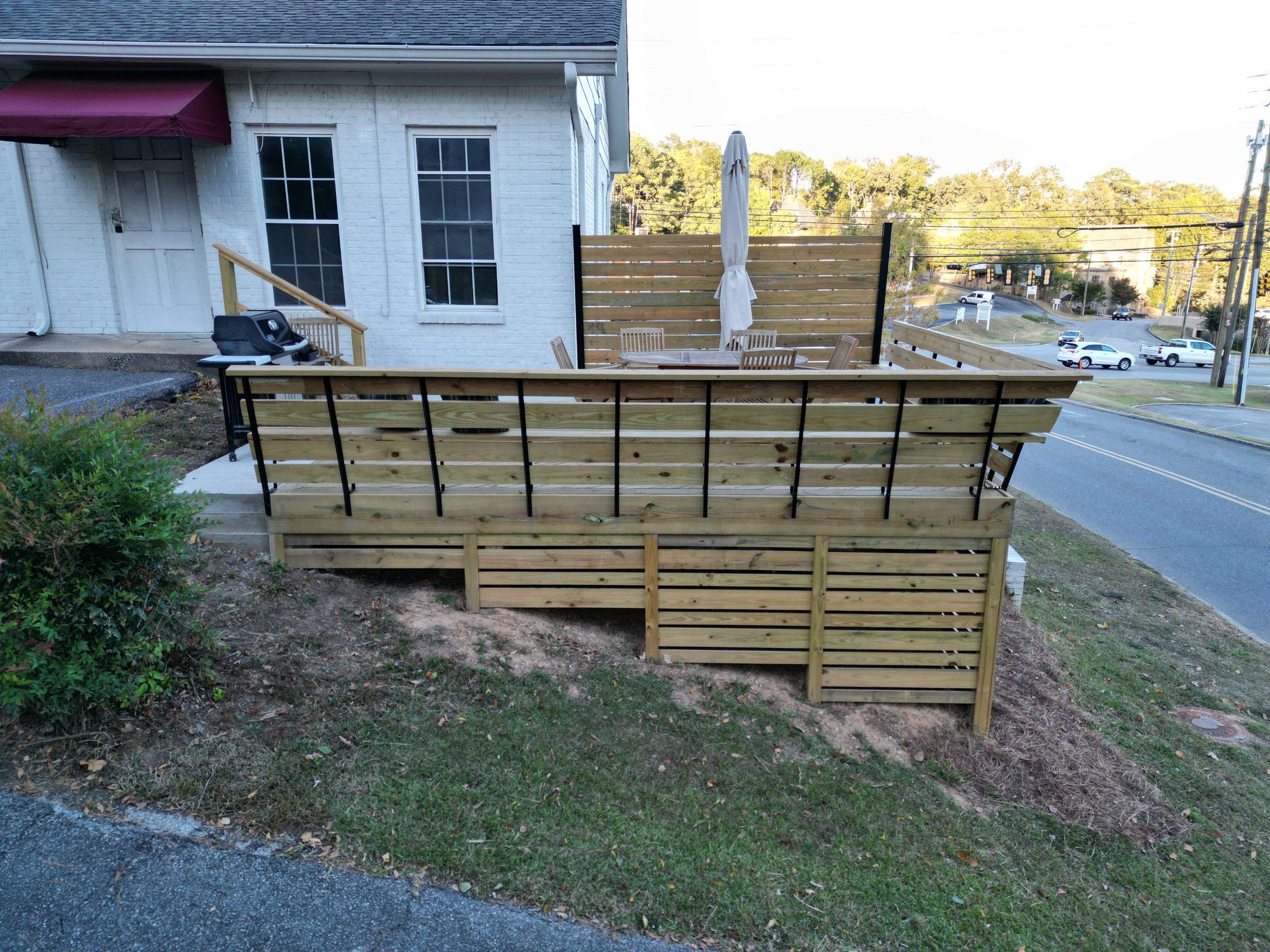 Independence Drive - Deck Installation   by Pillar and Pine
