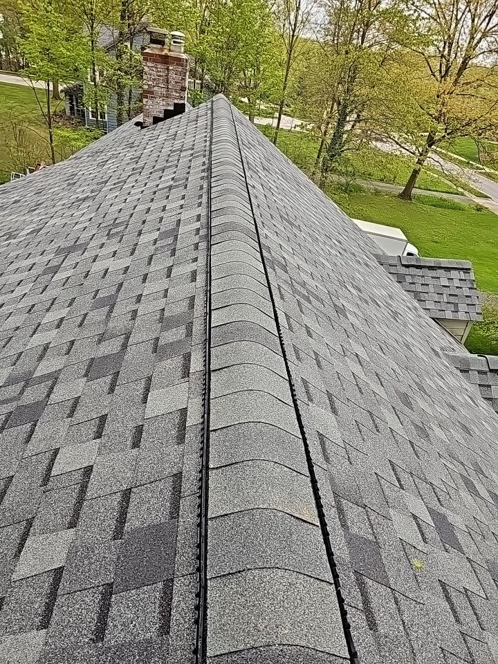 ATLAS PINNACLE COLOR: HEARTHSTONE DRIP EDGE: WHITE by Eagle Eye Roofing