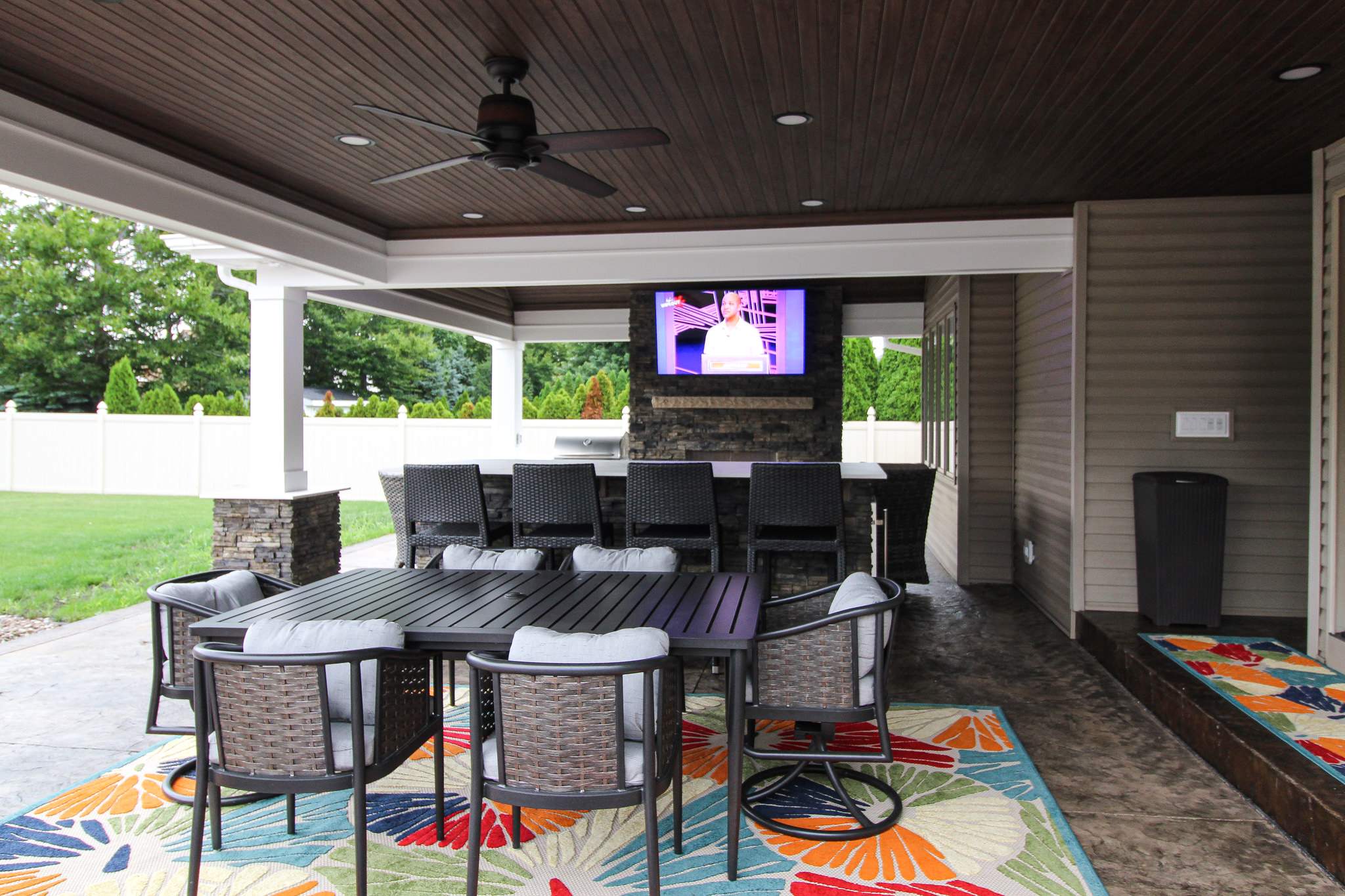 Outdoor Living Addition by Ivy Lea Construction