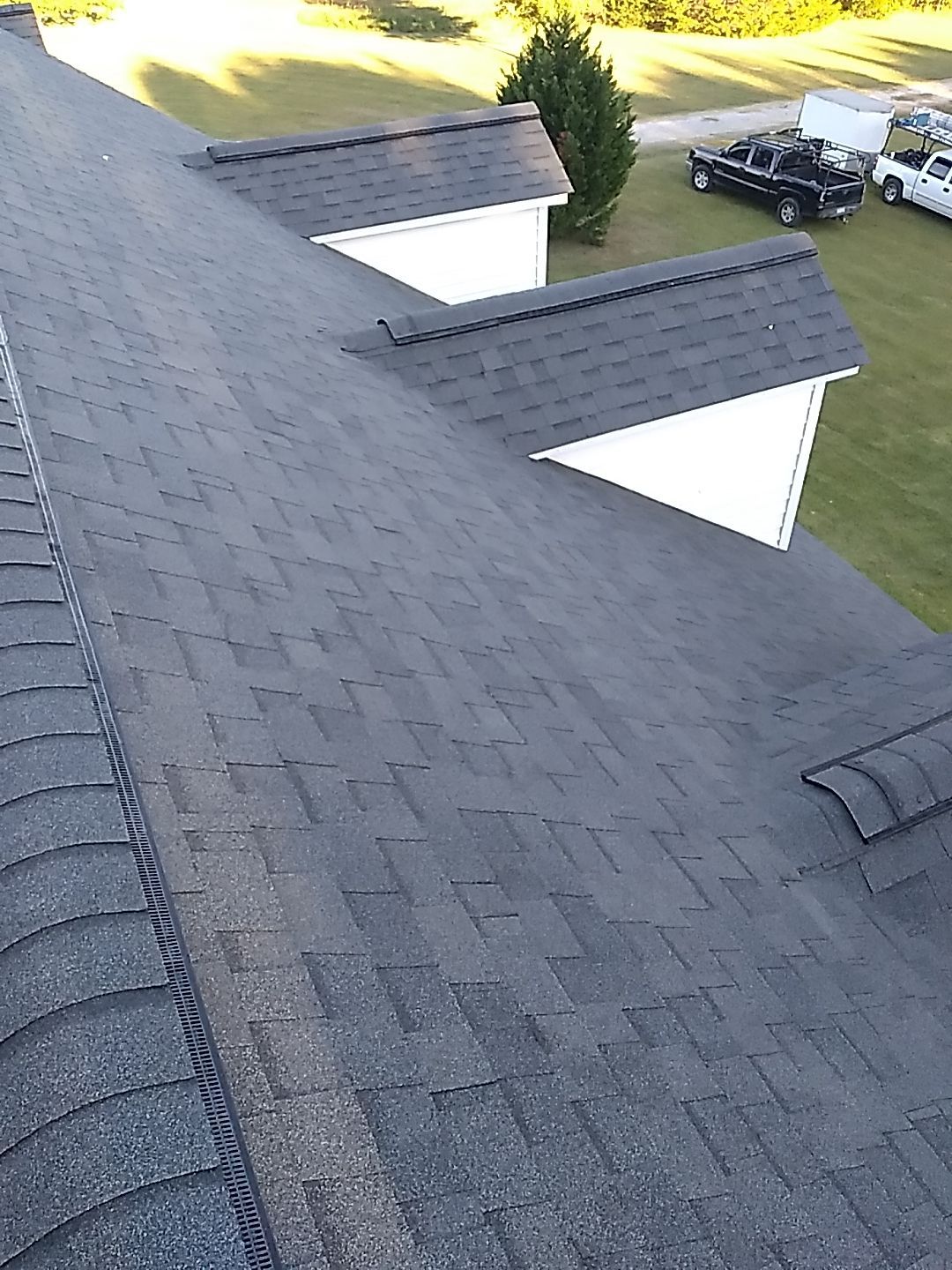 Residential Roofing Installation using Owens Corning Oakridge- Williamsburg Gray by Indigo State Roofing