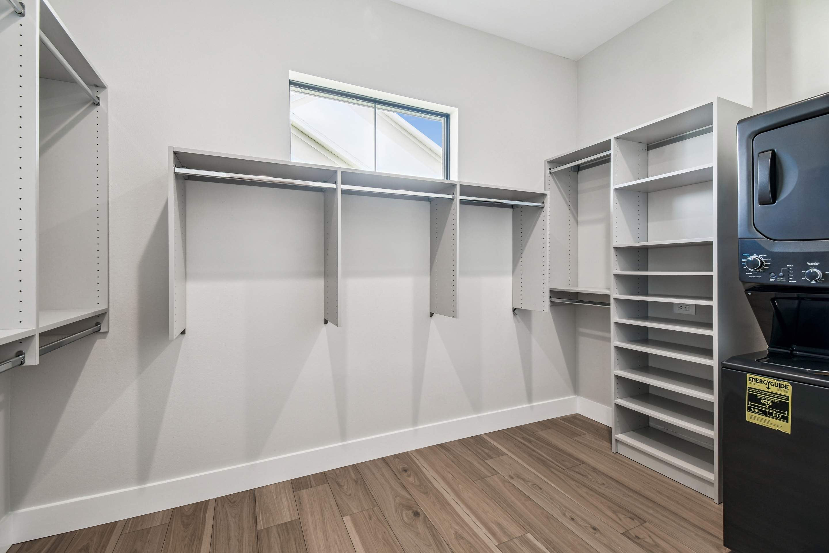 Custom Obsidian by Lyons Heritage Tampa, LLC