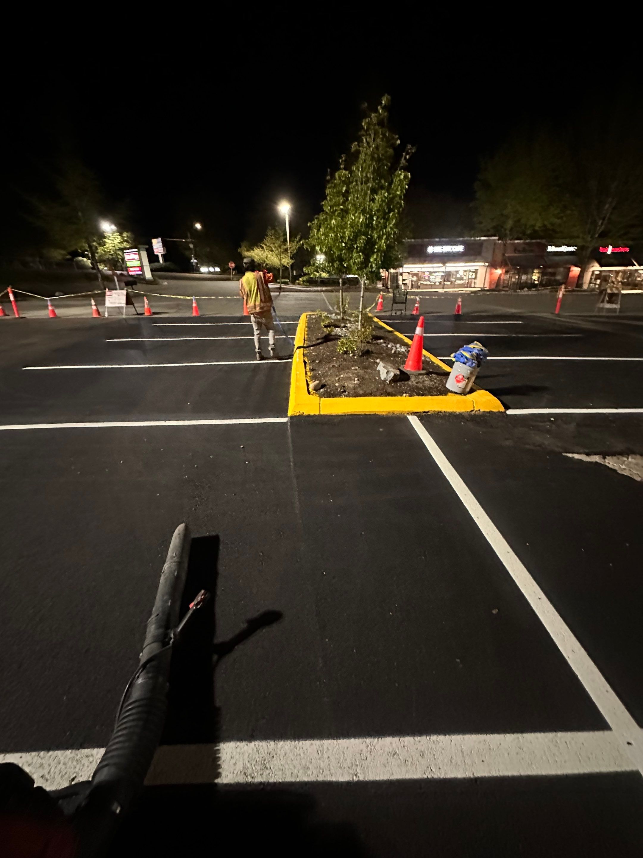 Colliers - Woodinville New Asphalt Parking Lot by Jireh Asphalt & Concrete Inc 