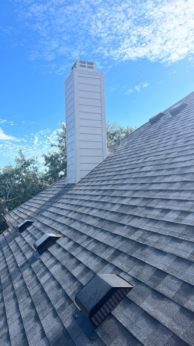 Residential Roofing Installation using Certainteed Landmark Moire Black by Galvan Roofing and Construction