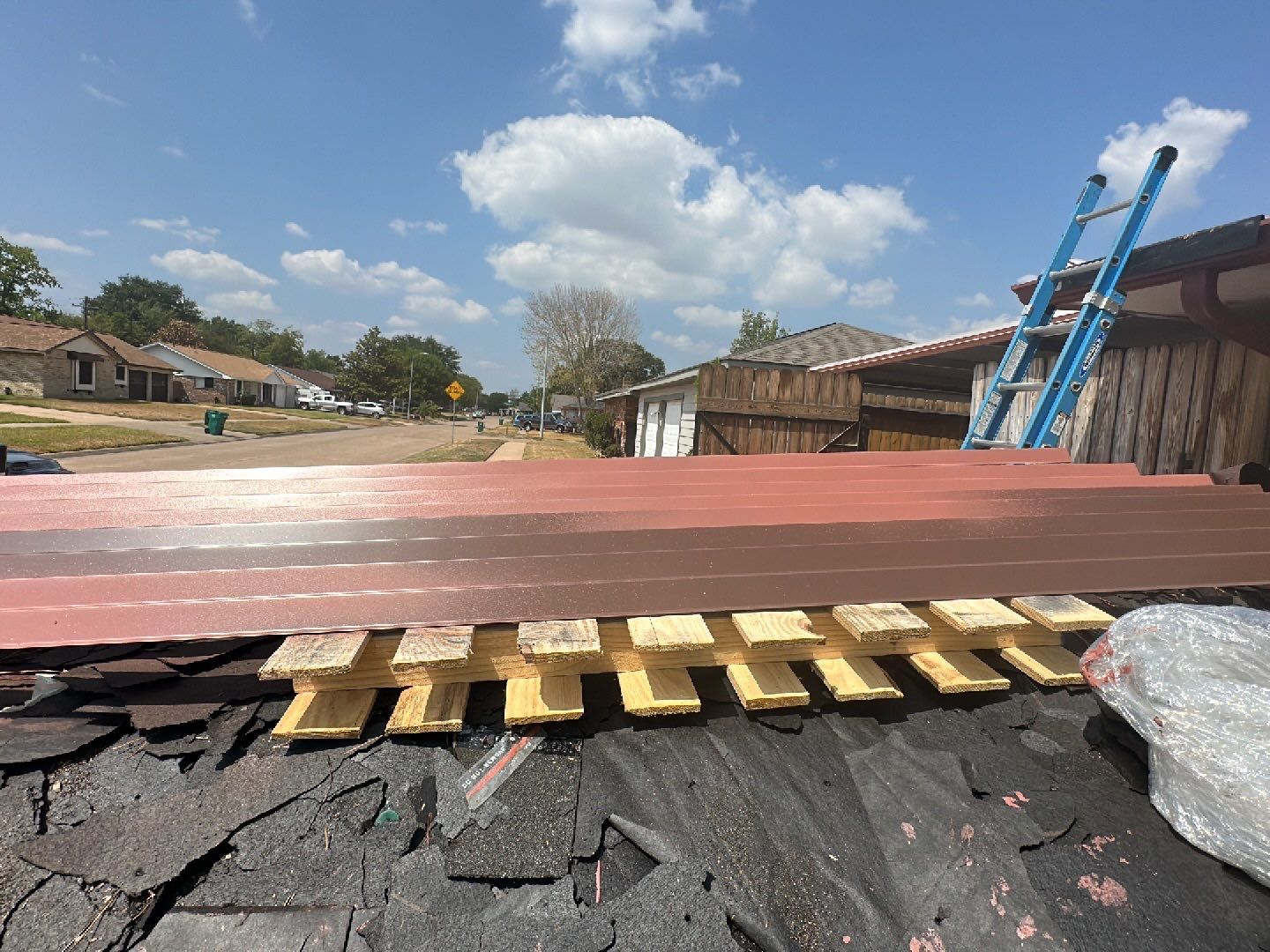 Residential Roofing Installation using Owen's Corning Duration (Lifetime) Shingles by Roof Repair Company
