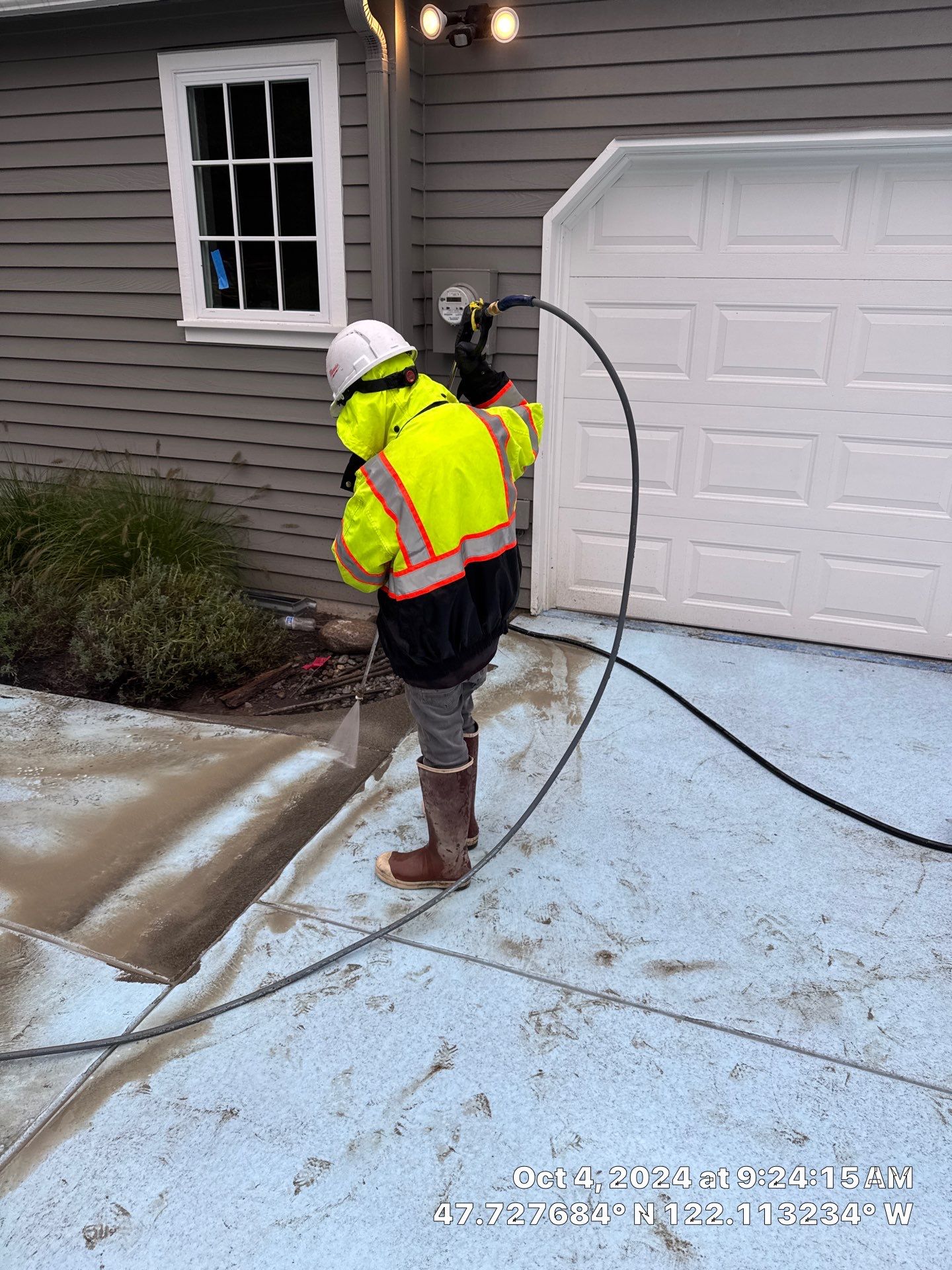 Sand Finish Concrete Driveway & Power Wash | Woodinville  by Jireh Asphalt & Concrete Inc 