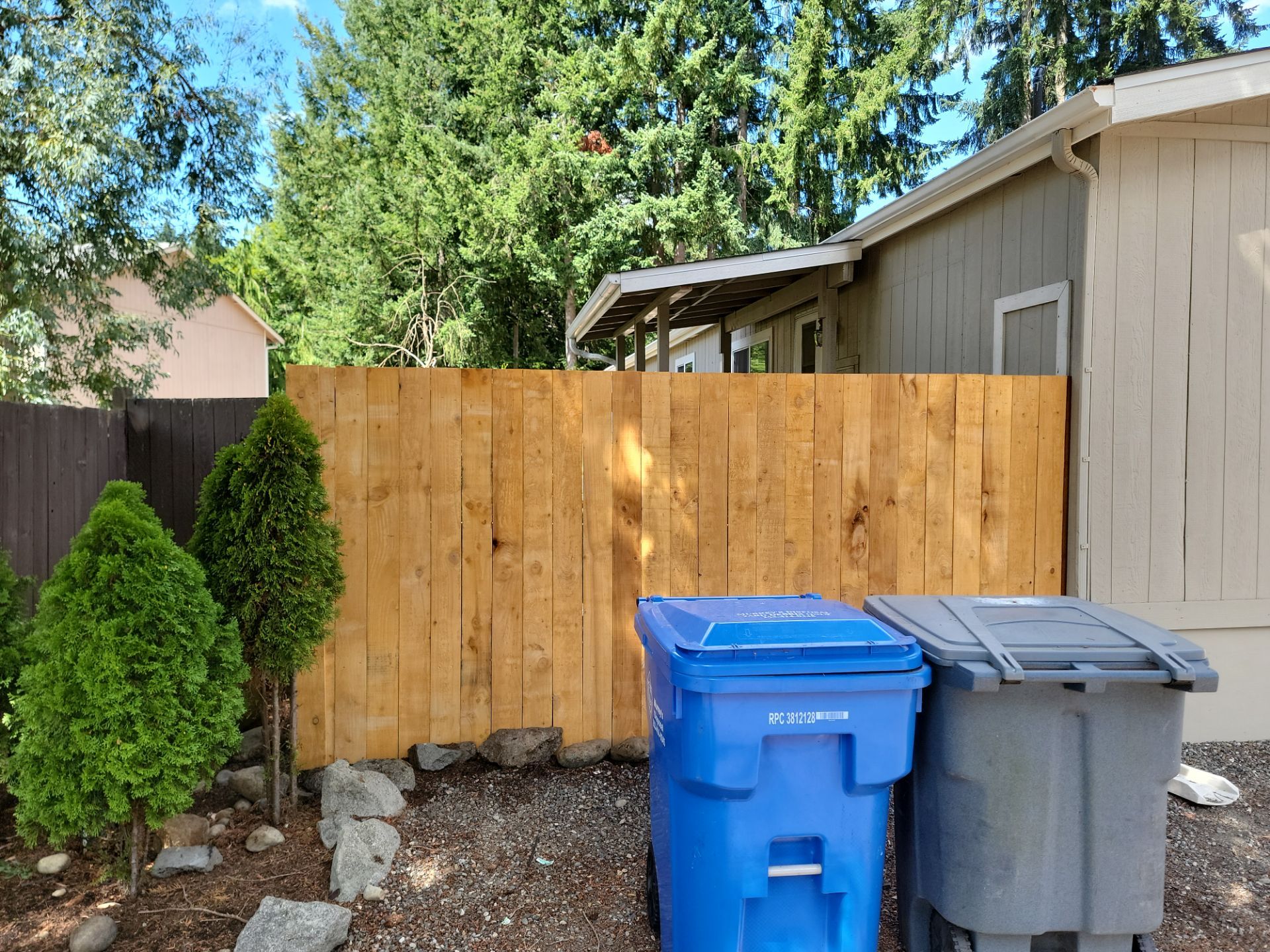 6 ft privacy fence by Long Range Customs LLC