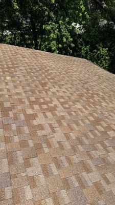 Why Glen Ellyn Gutters Clog and Ice Up