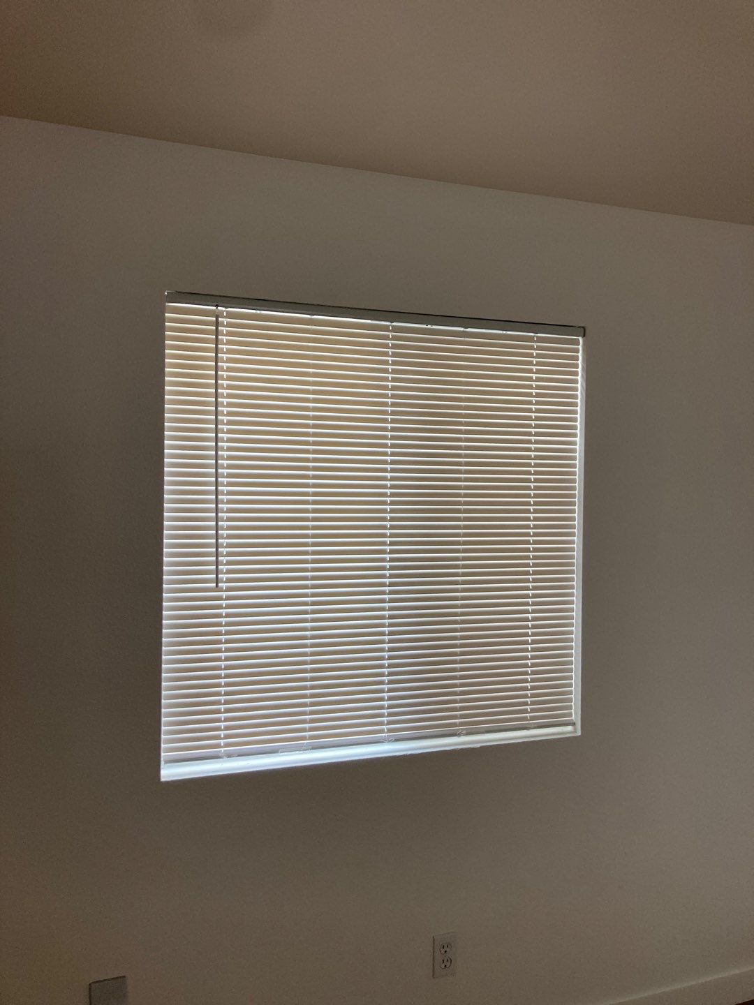Siding, Paint, Blinds & Smoke Detectors by Andre Handyman