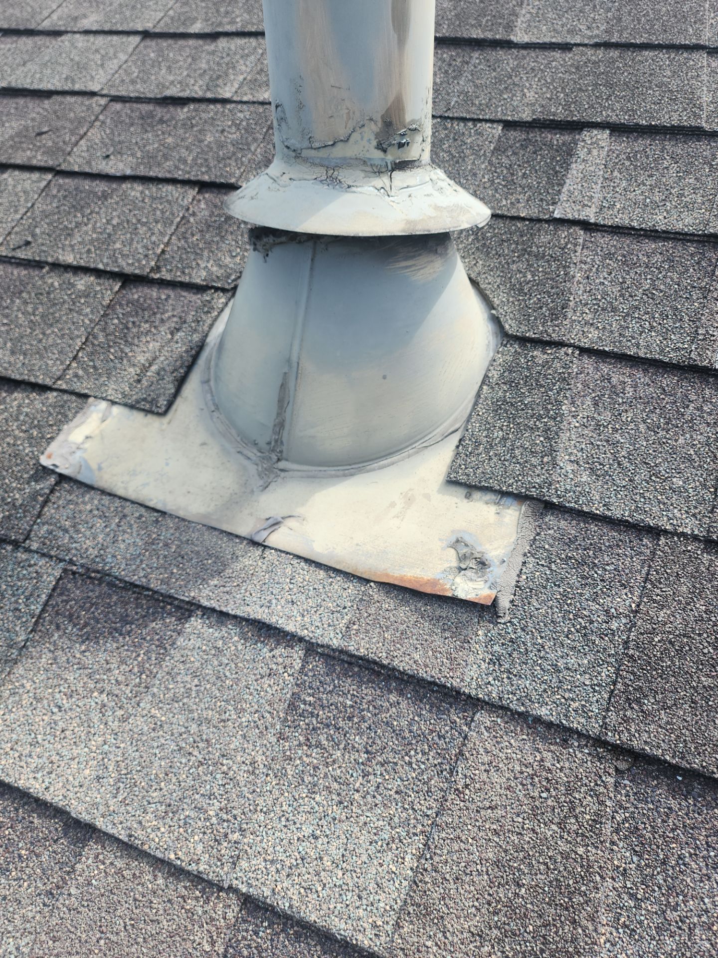 Hail Damage using Owen's Corning Duration (Lifetime) Shingles by Roof Repair Company
