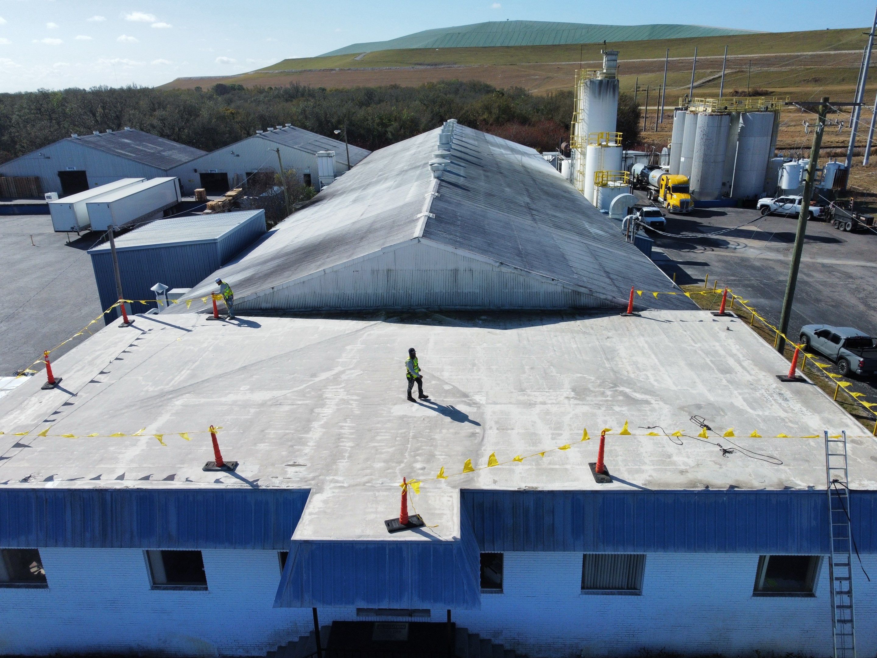 Seamless SPF Roof Installation for Bartow Commercial Office by CES Roofing