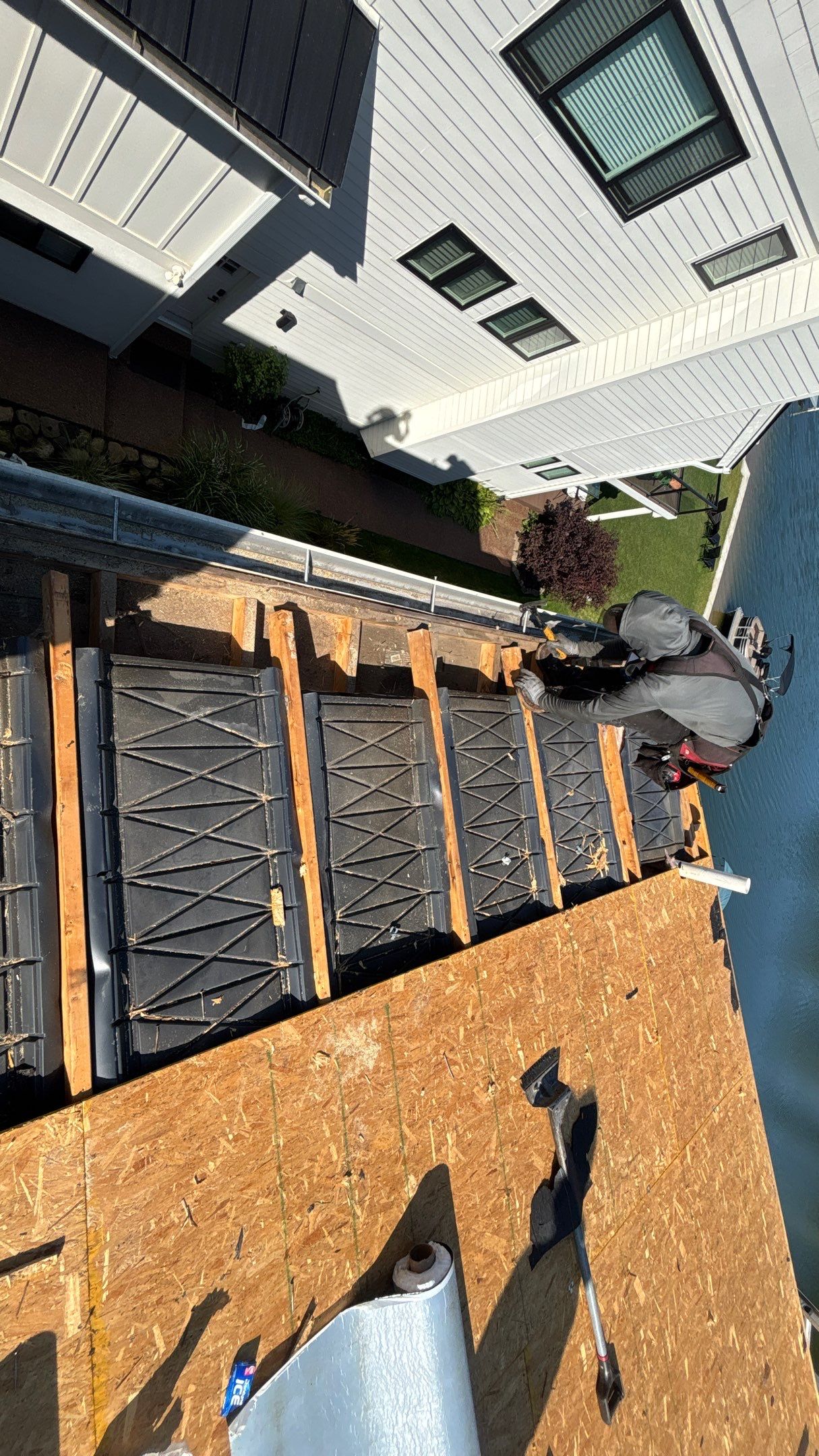 Roof Replacement using Owens Corning Onyx Black by 180 Contractors