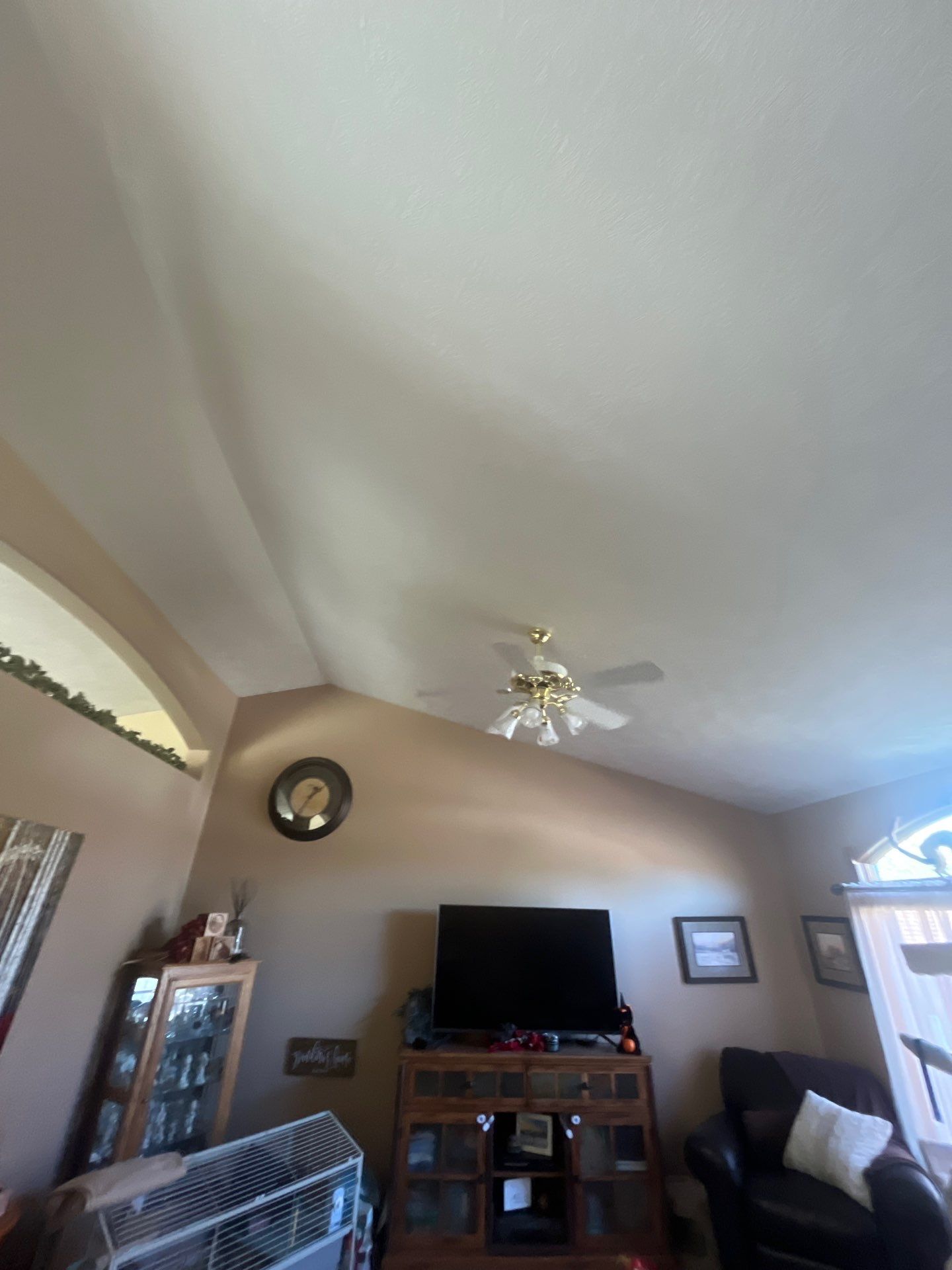 Interior Painting and Vaulted Ceiling Drywall Tape Repair in Sioux Falls by Select Painting, Coatings & Garage Cabinets