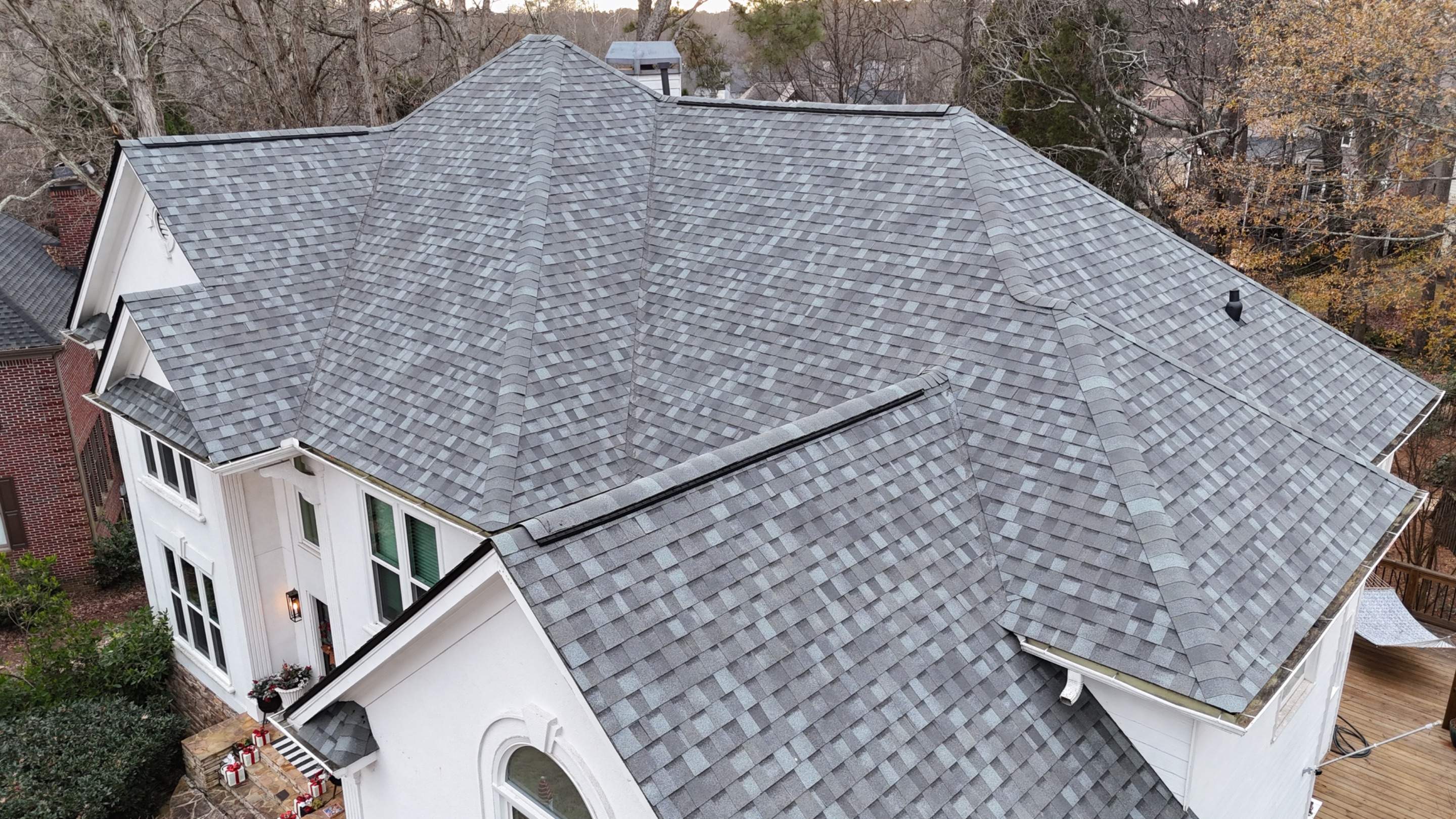 Atlas Pinnacle Pristine - Coastal Granite by Douglas Construction 