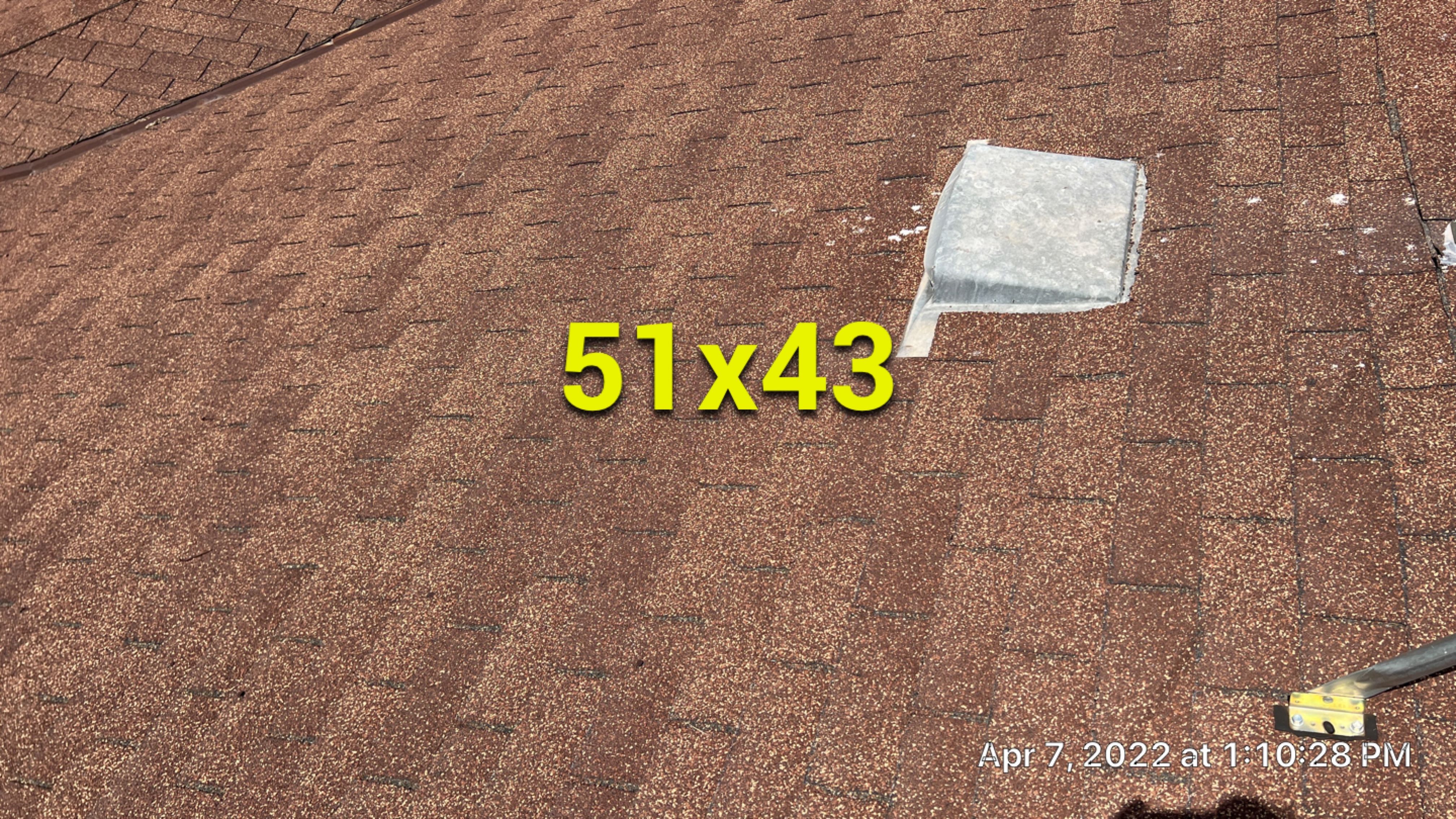 Metal roofing installation using Standing seam metal roofing system by Straight Edge Roofing Inc