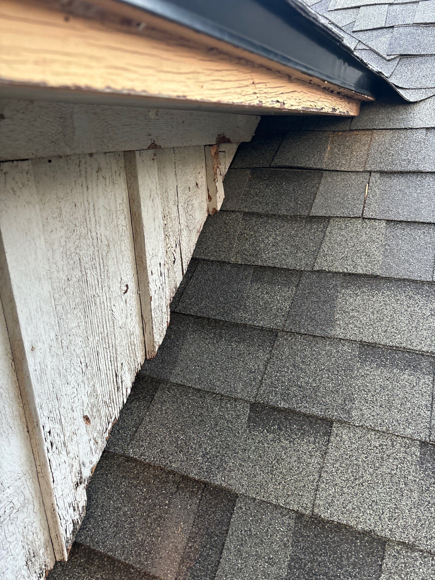 Residential Roofing Installation using Owen's Corning Duration (Lifetime) Shingles by Roof Repair Company