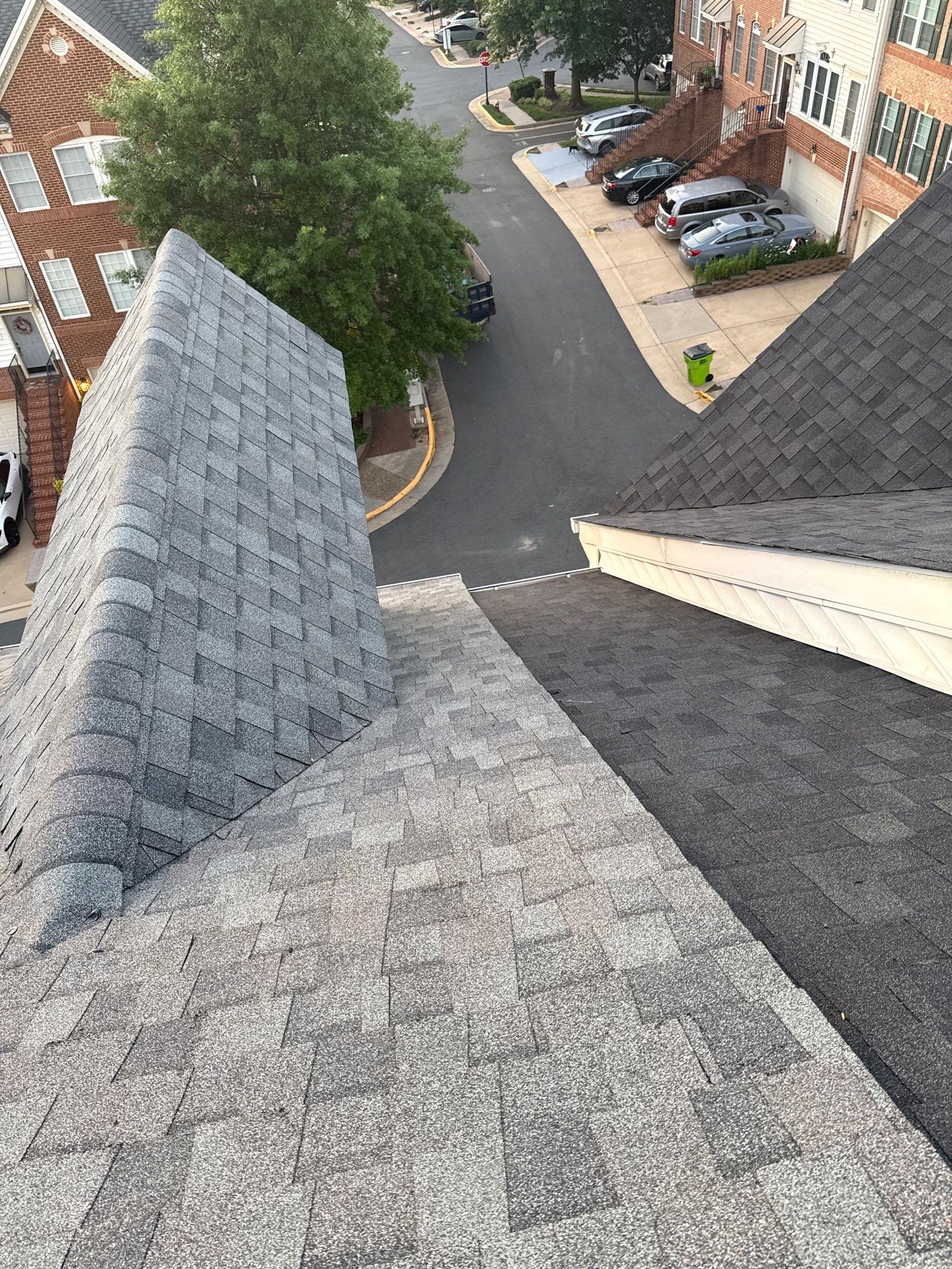 Lorton: Residential Roof Replacement with CertainTeed Landmark in Colonial Slate by RM Banning, Inc.