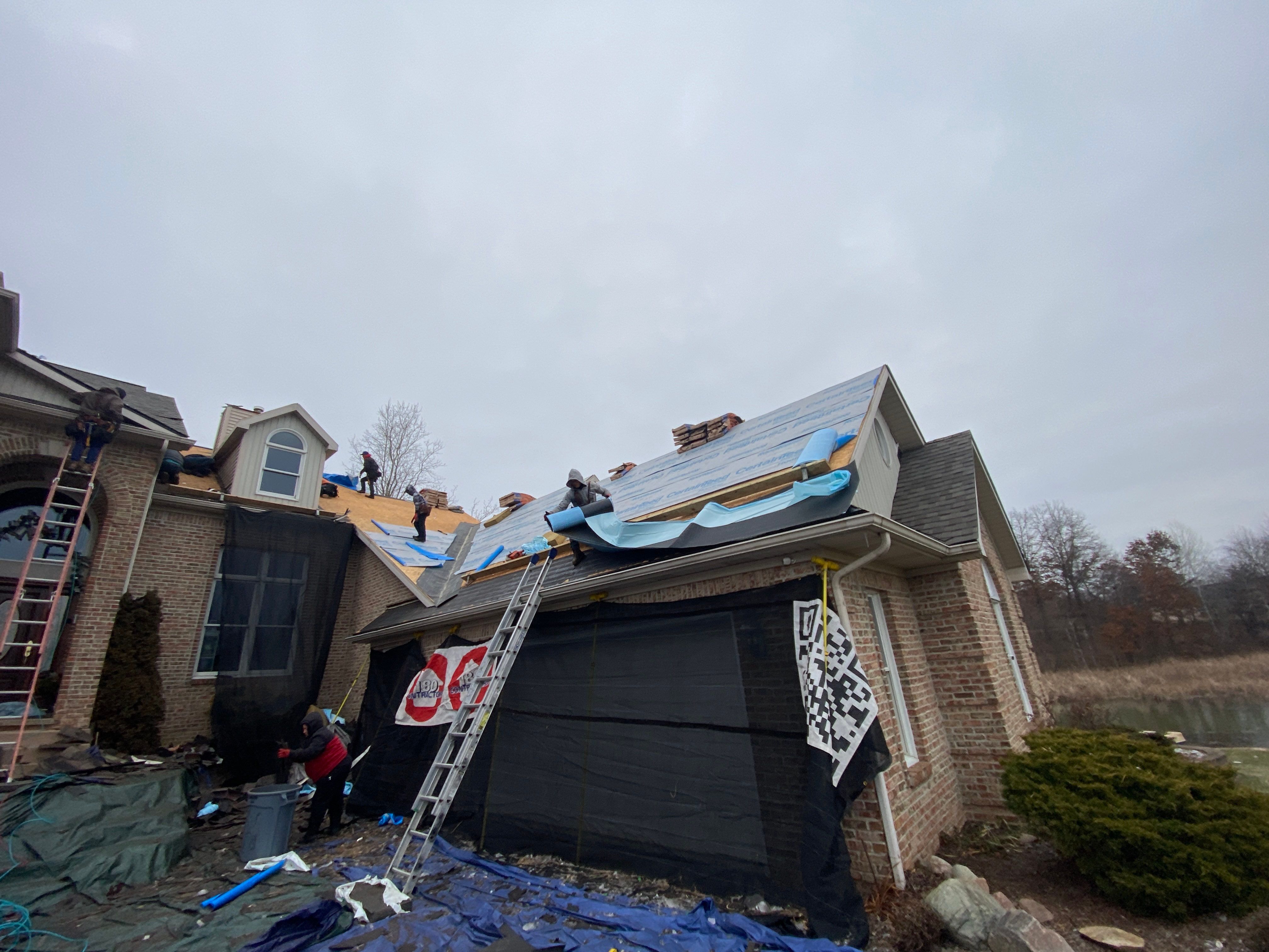 Roof Replacement using CertainTeed Landmark Pro by 180 Contractors