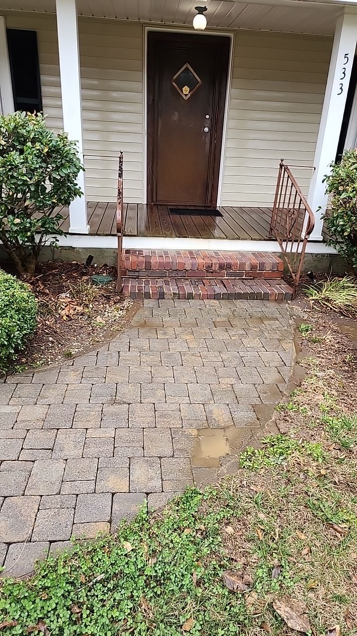 House Wash using cleaner by Power Wash Masters LLC