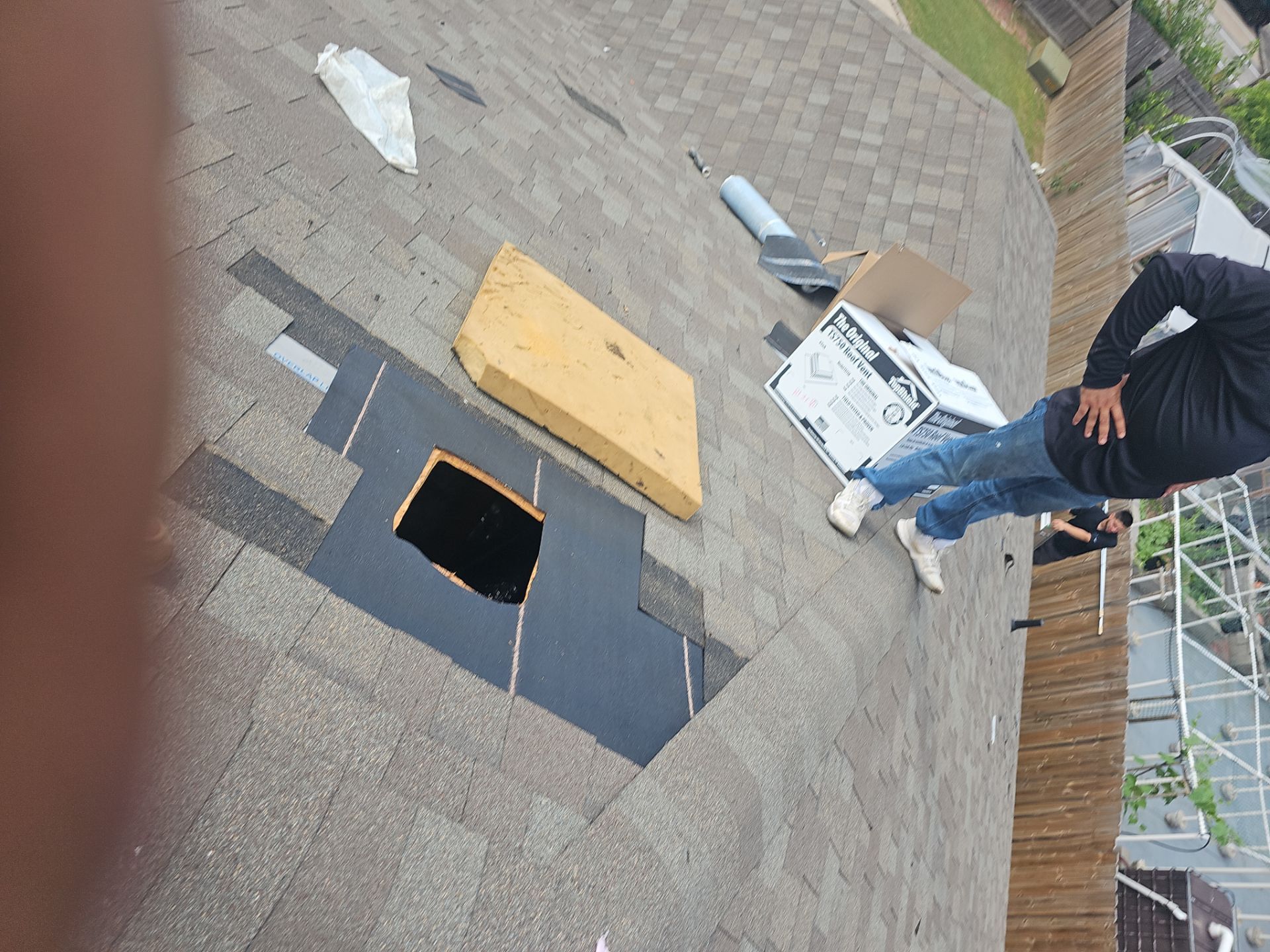 Hail Damage using Owen's Corning Duration (Lifetime) Shingles by Roof Repair Company