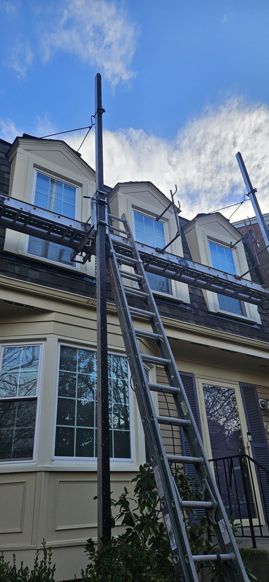 Alexandria: Residential Roof Replacement with CertainTeed Landmark Pro in Max Def Georgetown Gray by RM Banning, Inc.