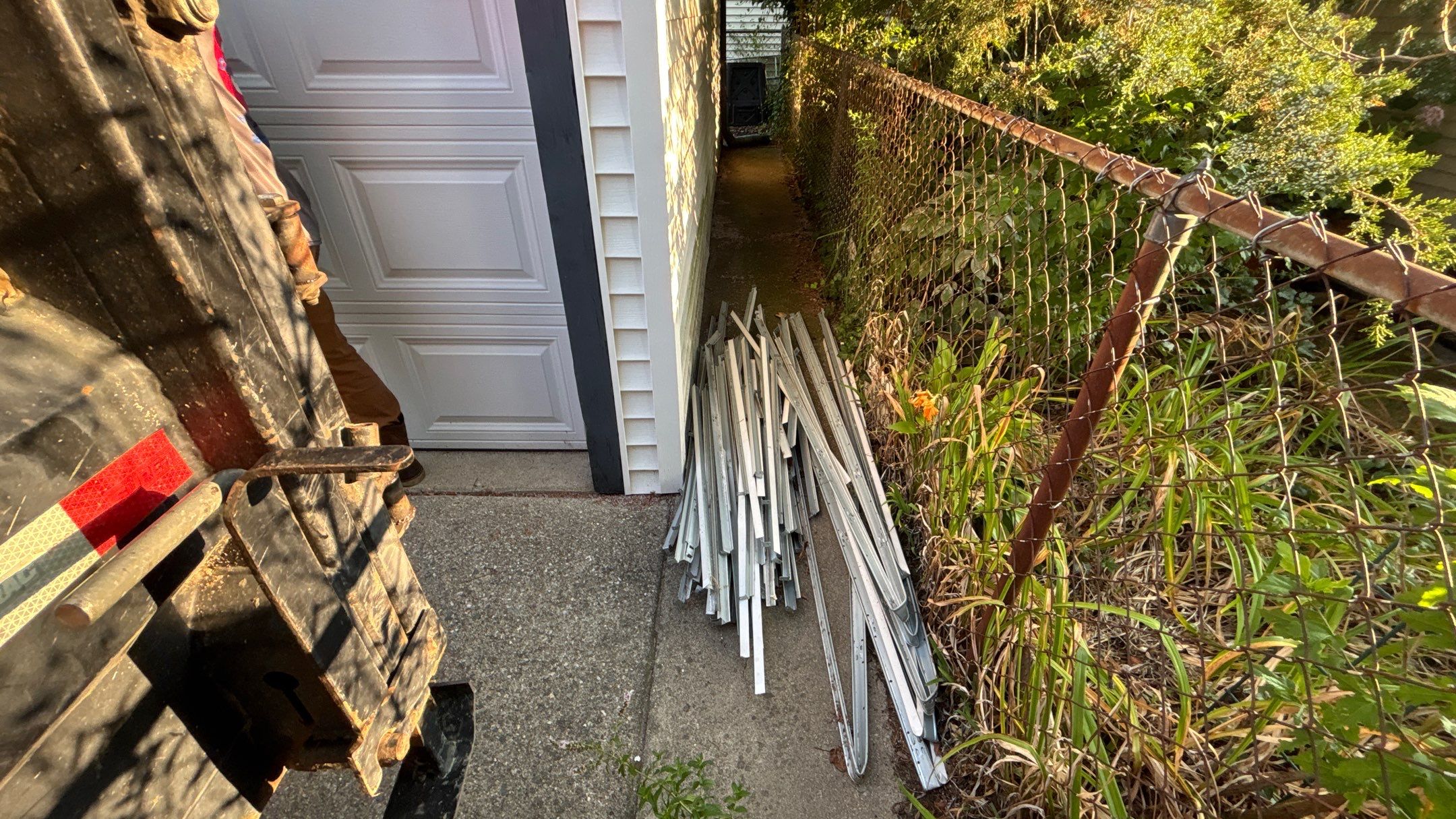 Roof Replacement using Owens Corning Onyx Black by 180 Contractors