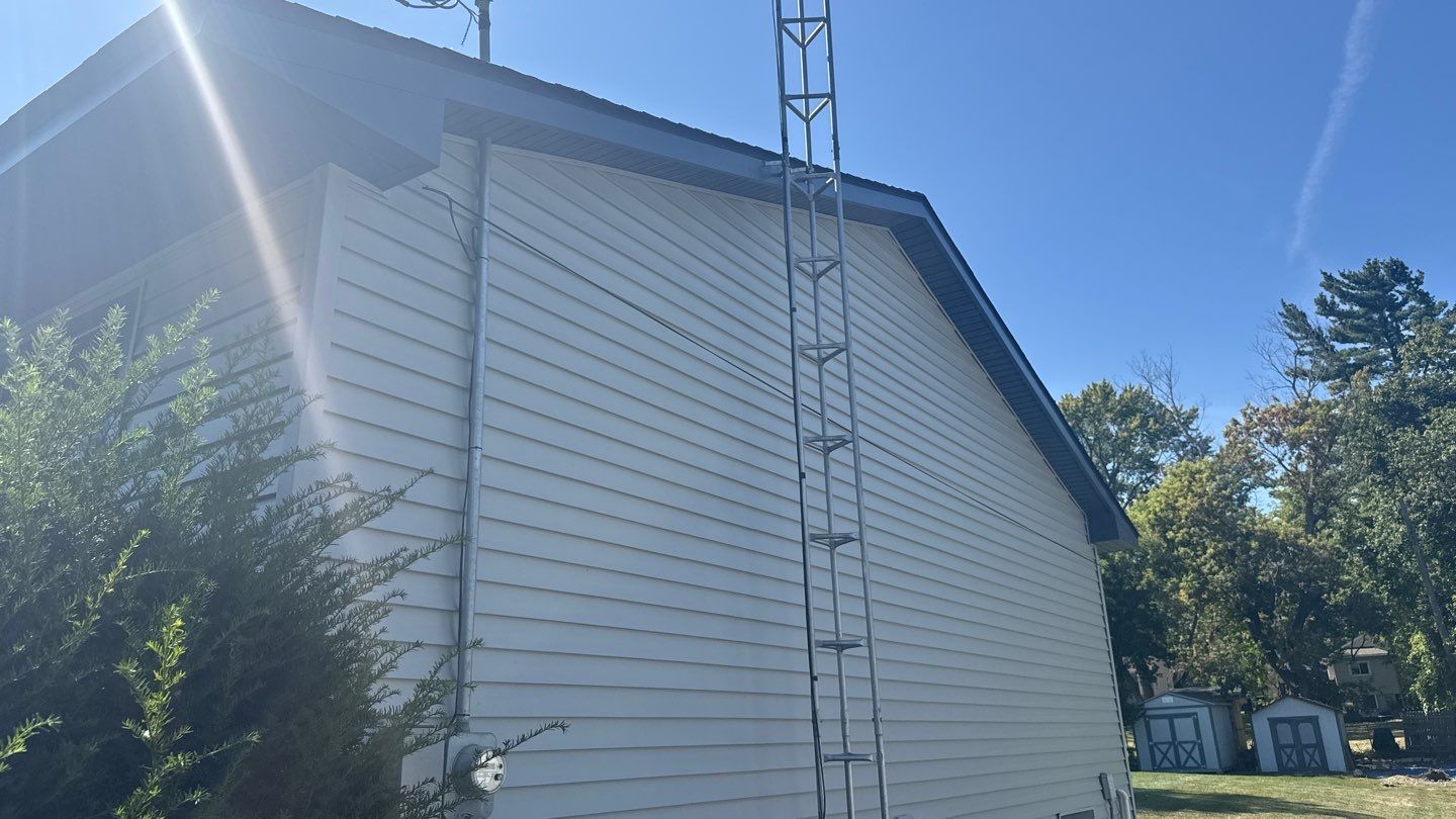 Siding Replacement using Alside Charter Oak D4.5" Cape Cod Grey by 180 Contractors