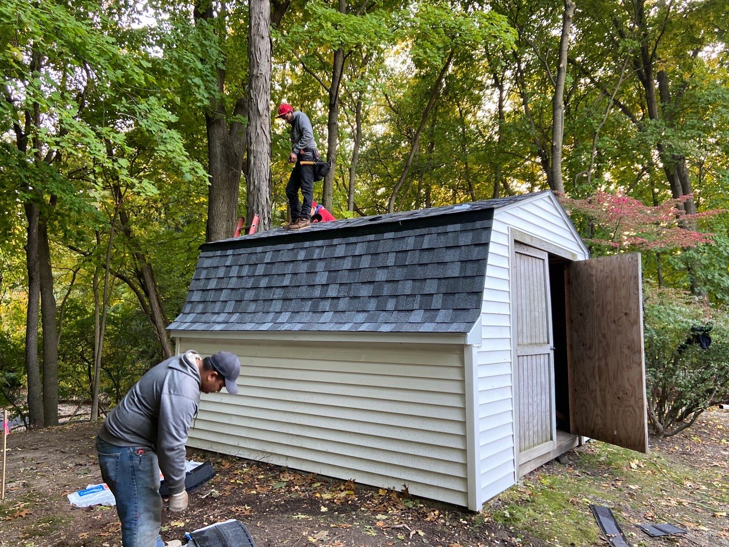 Roof Replacement using CertainTeed Landmark by 180 Contractors