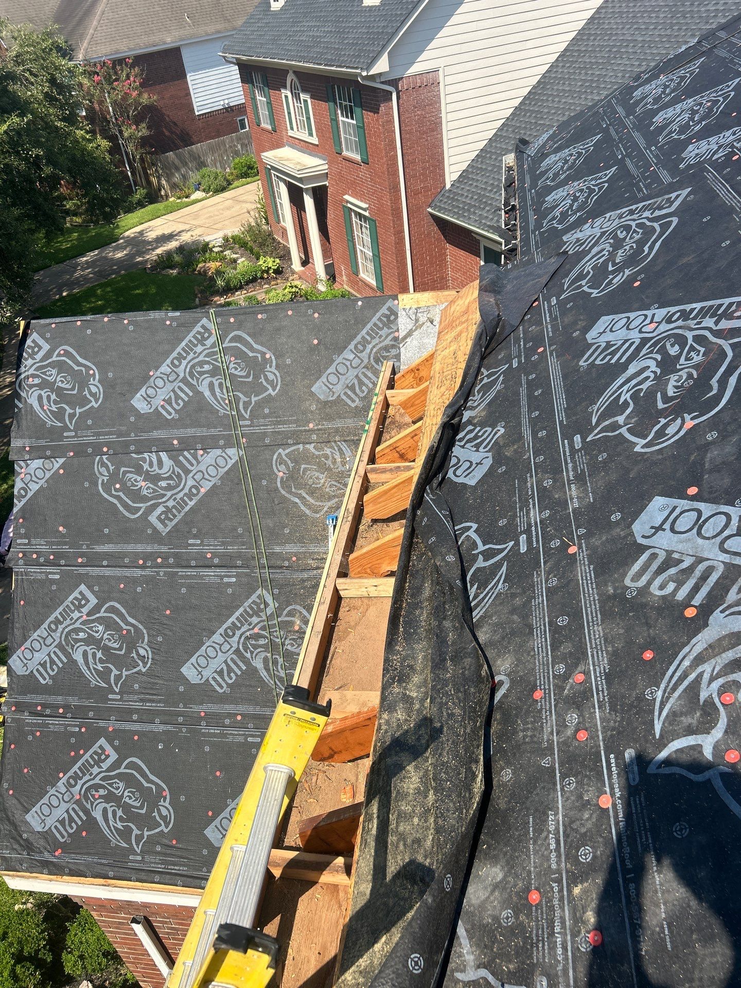 Residential Roofing Installation using Owen's Corning Duration (Lifetime) Shingles by Roof Repair Company