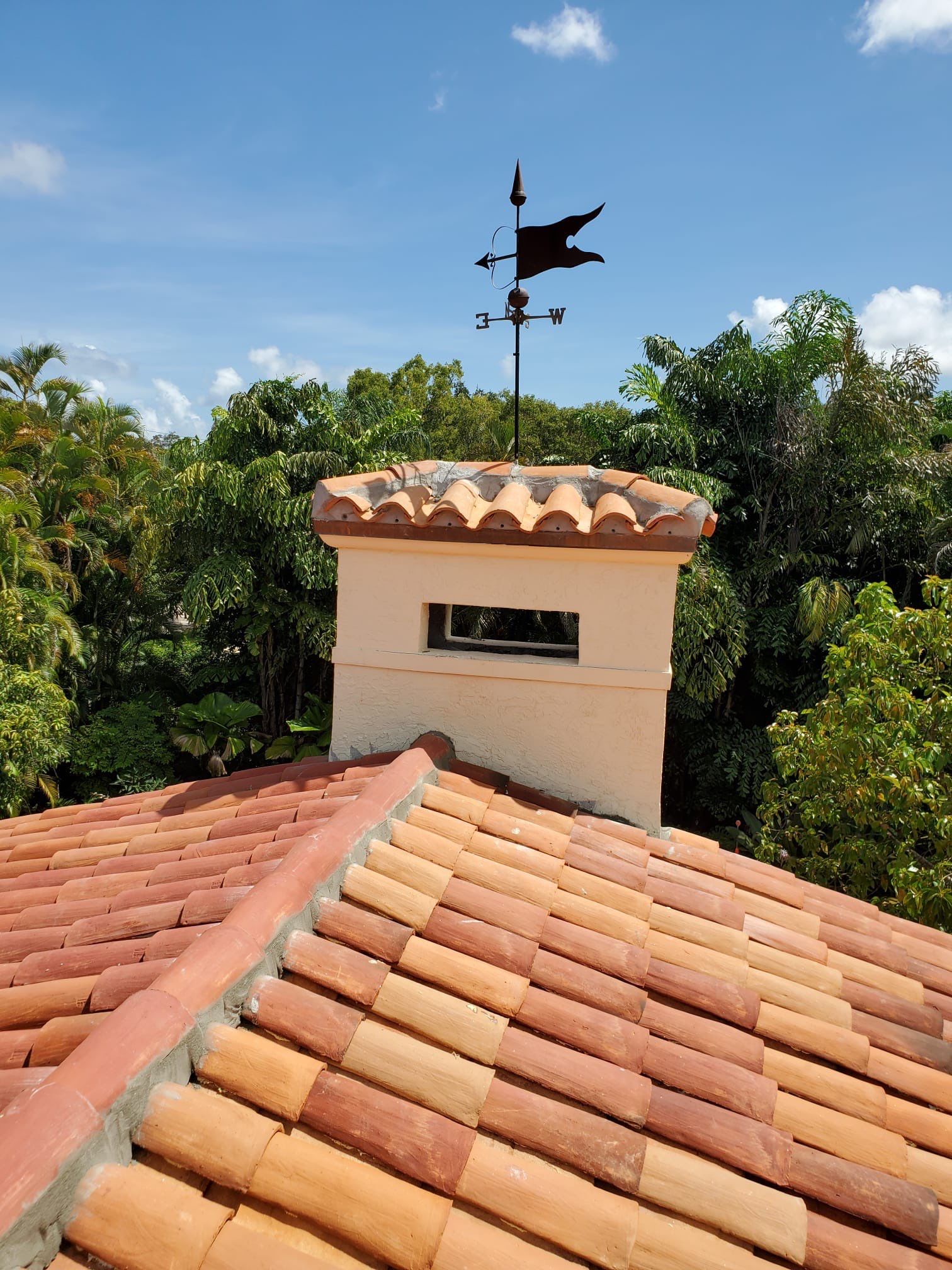Granada Handmade Barrel Tile - Flashed Blend by Istueta Roofing