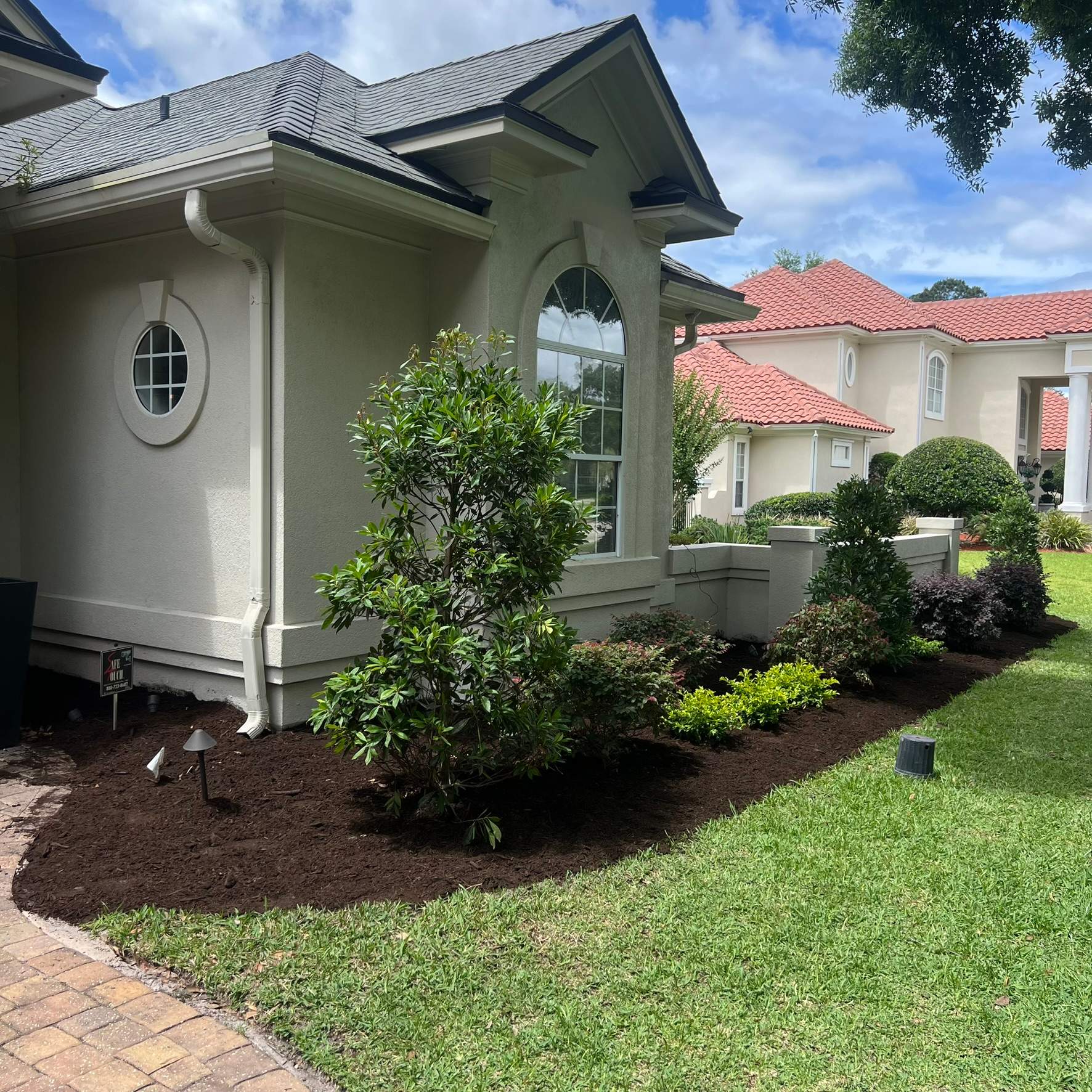 Plant & Mulch Installation | Deerwood Country Club by ProGreen Services