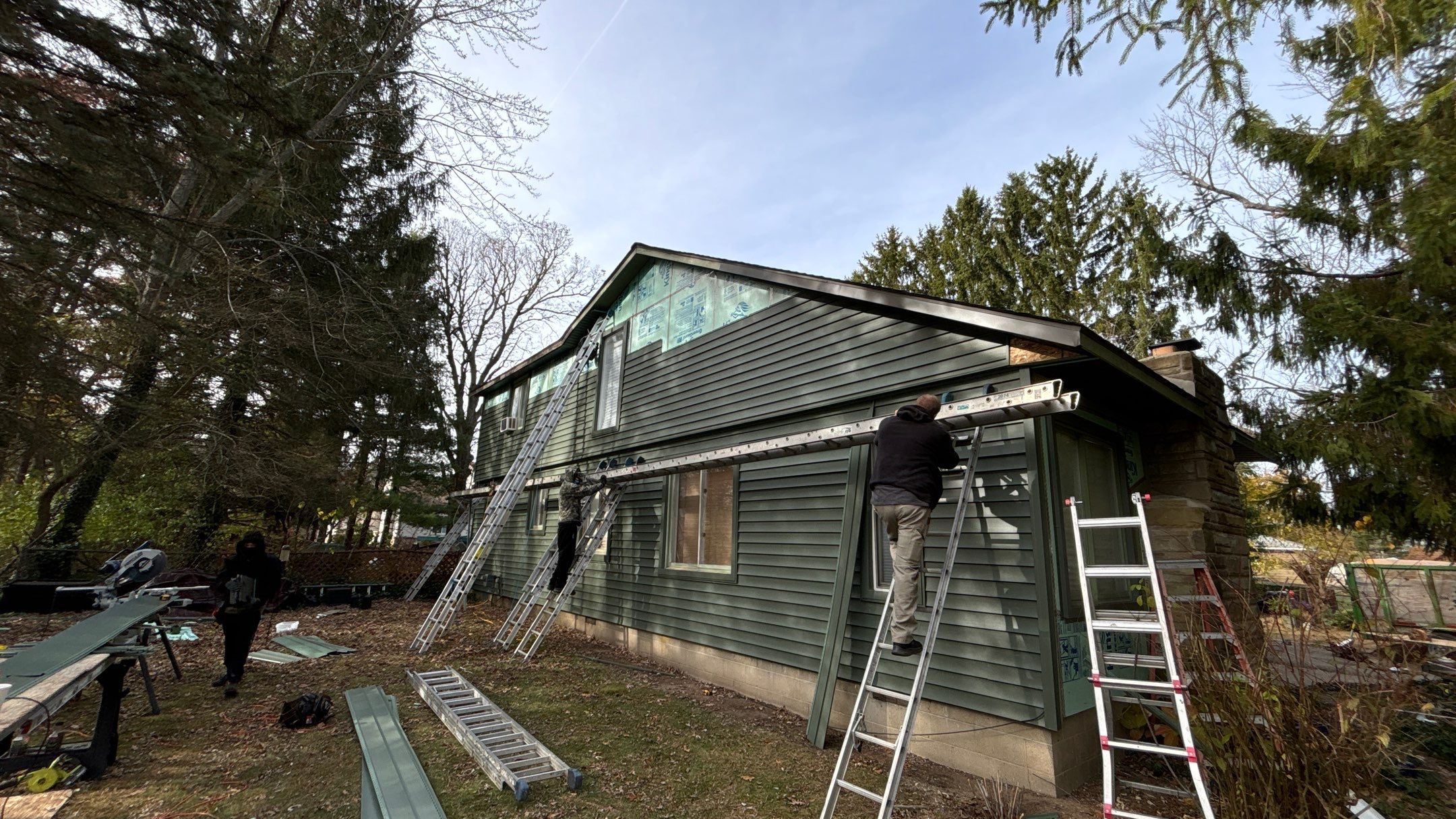 Siding Replacement using Certainteed Monogram D5 by 180 Contractors