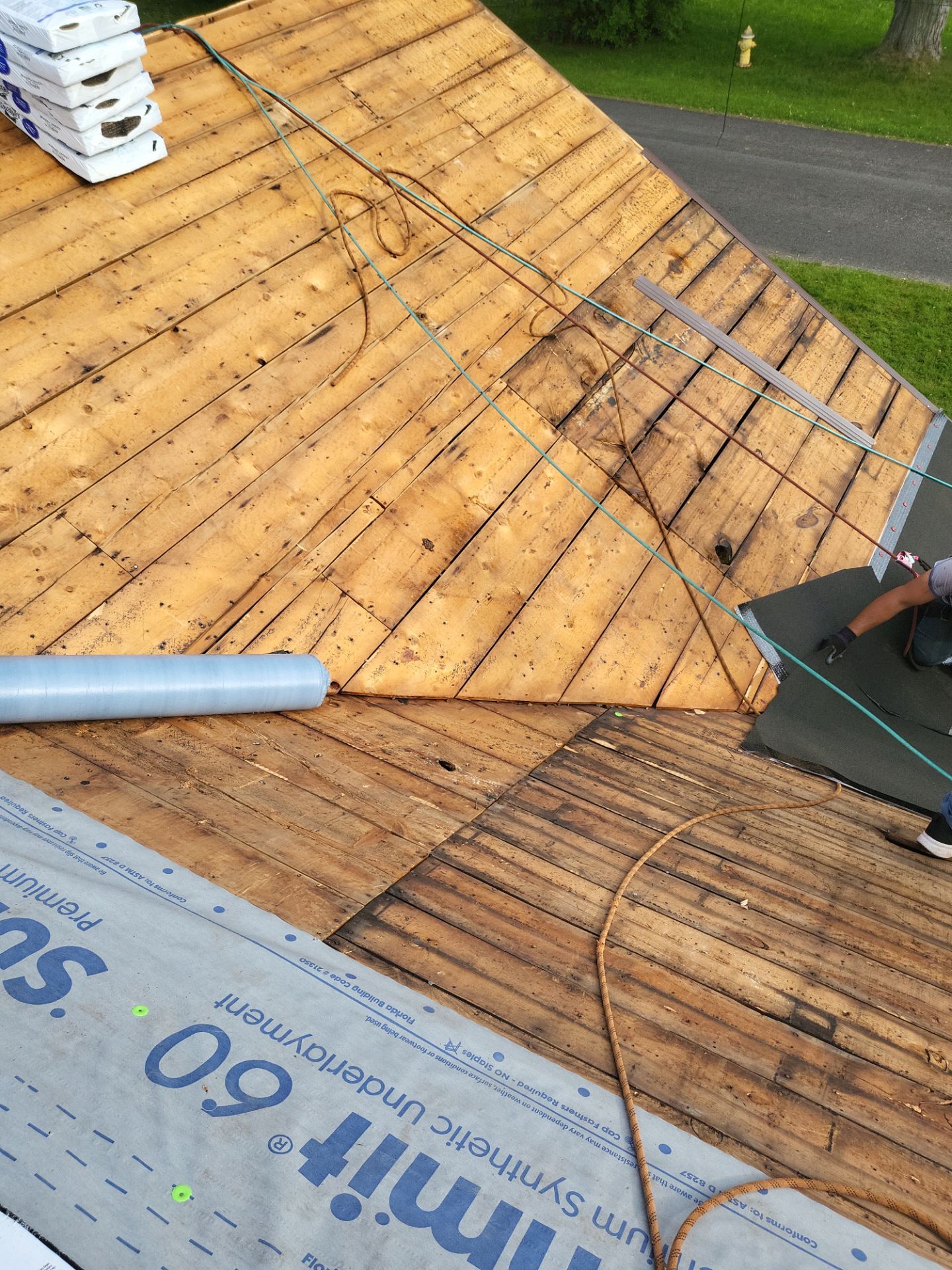 Atlas Pinnacle, Color, Morning Harvest, Drip Edge, Color, Royal Brown by Eagle Eye Roofing