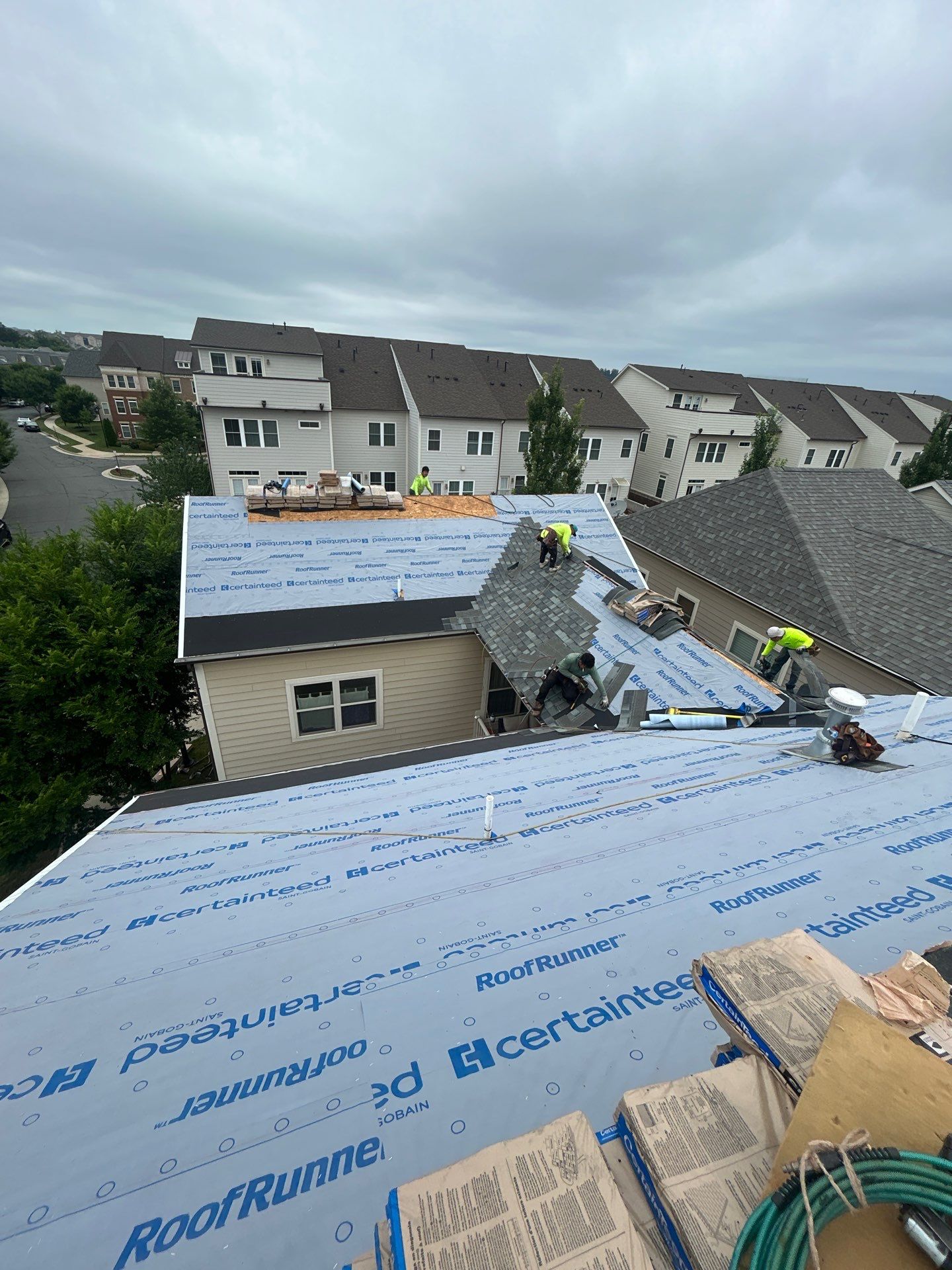 Ashburn: Residential Roof Replacement  with CertainTeed Landmark Pro in Max Def Georgetown Gray by RM Banning, Inc.