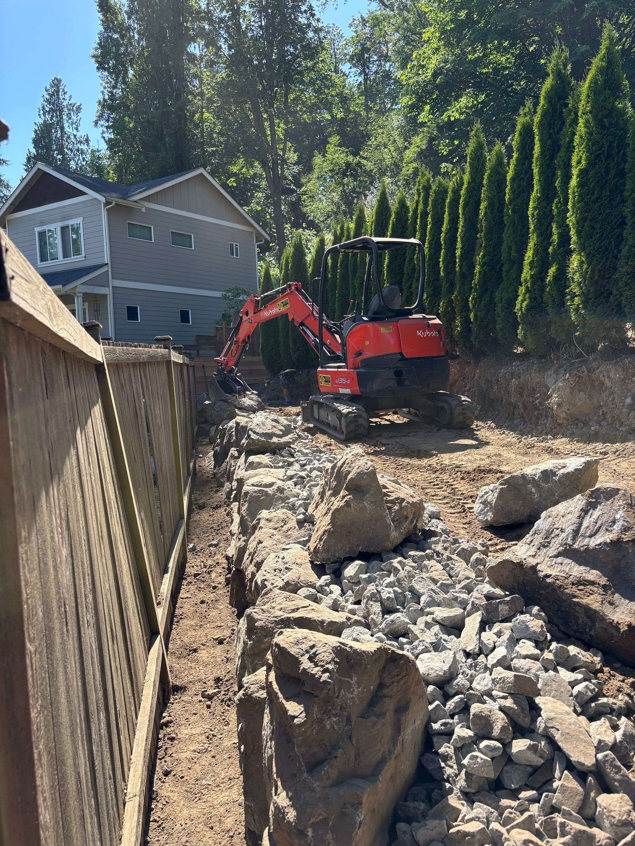 Maple Ave Renovation by Pacific Pine Landscape
