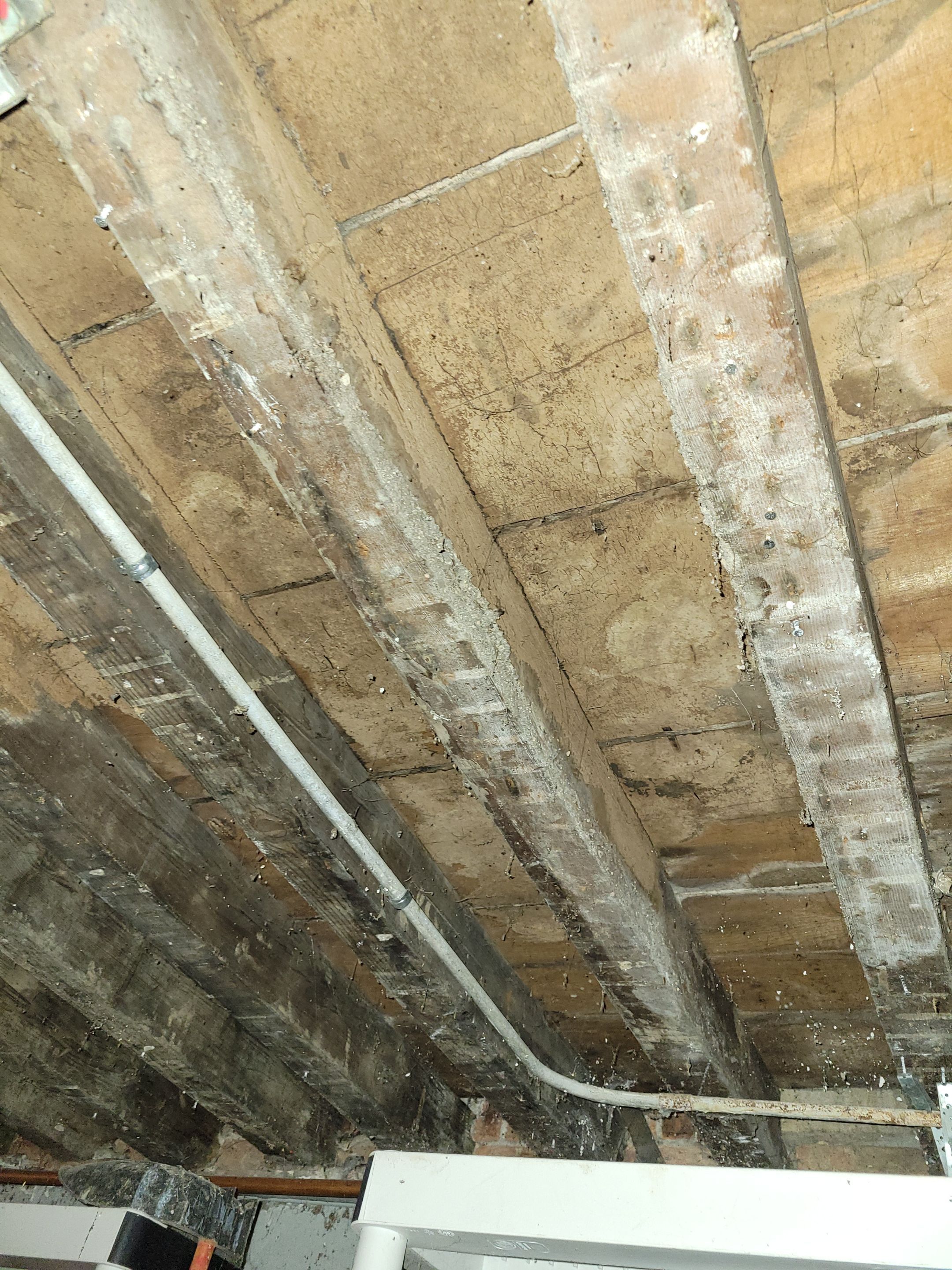 Overhead Sewage Pipe Burst by Chicagoland Water Medics