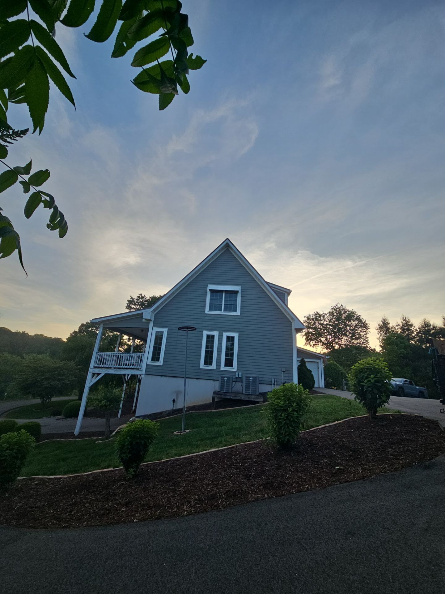 Miller Residence by Omnia Roofing
