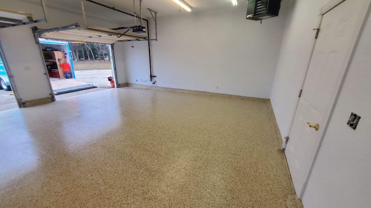 Shoreline Garage, Front Porch, & Back Porch Maroa by Loud Bros